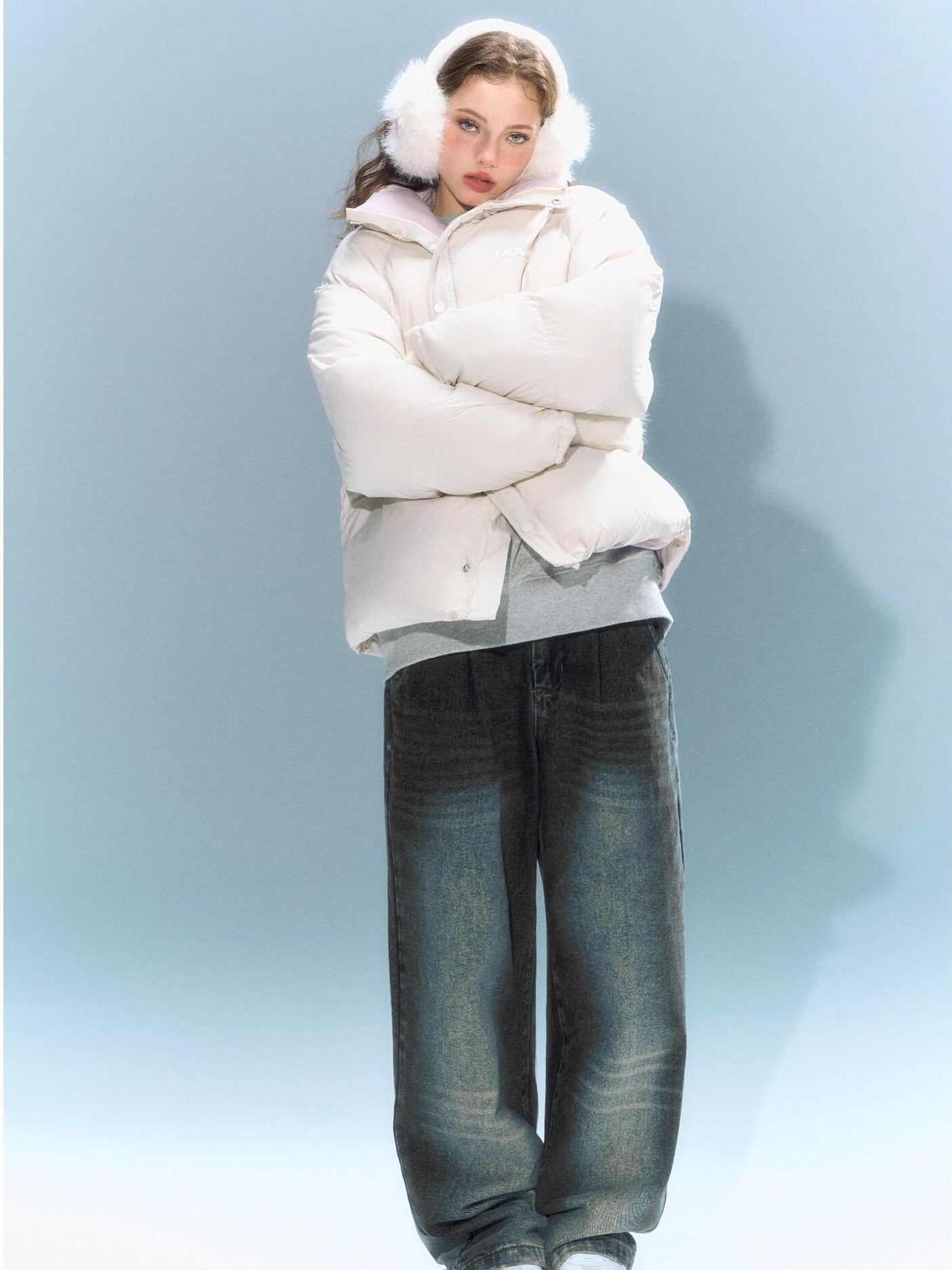 DeleteEx 90 Percent Duck Down Warmth Artistic Hoodless White Regular Down Jackets