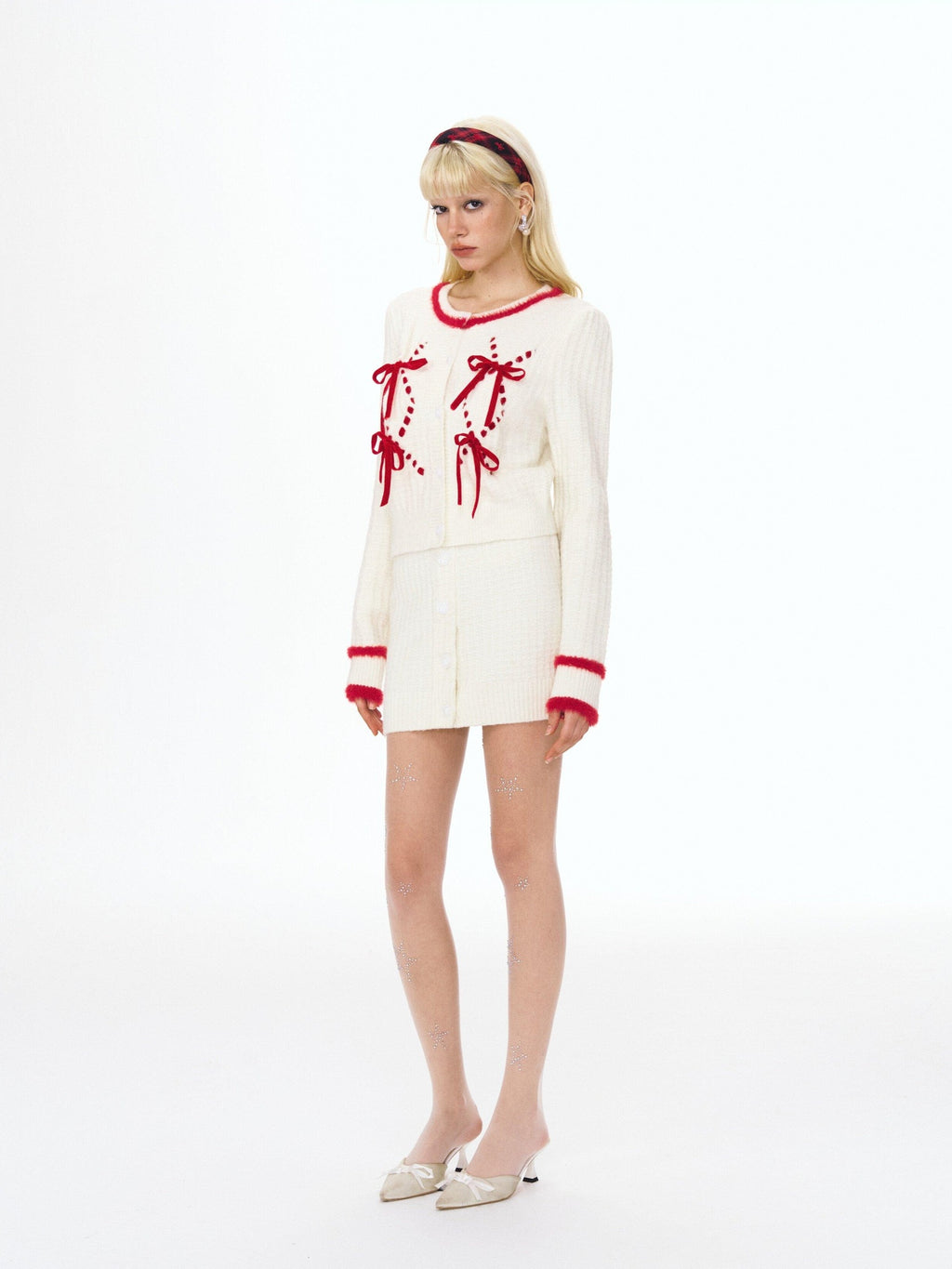 DeleteEx Cute Velvet Bow Slim Fit Round Neck Long Sleeve Women Knit Cardigans