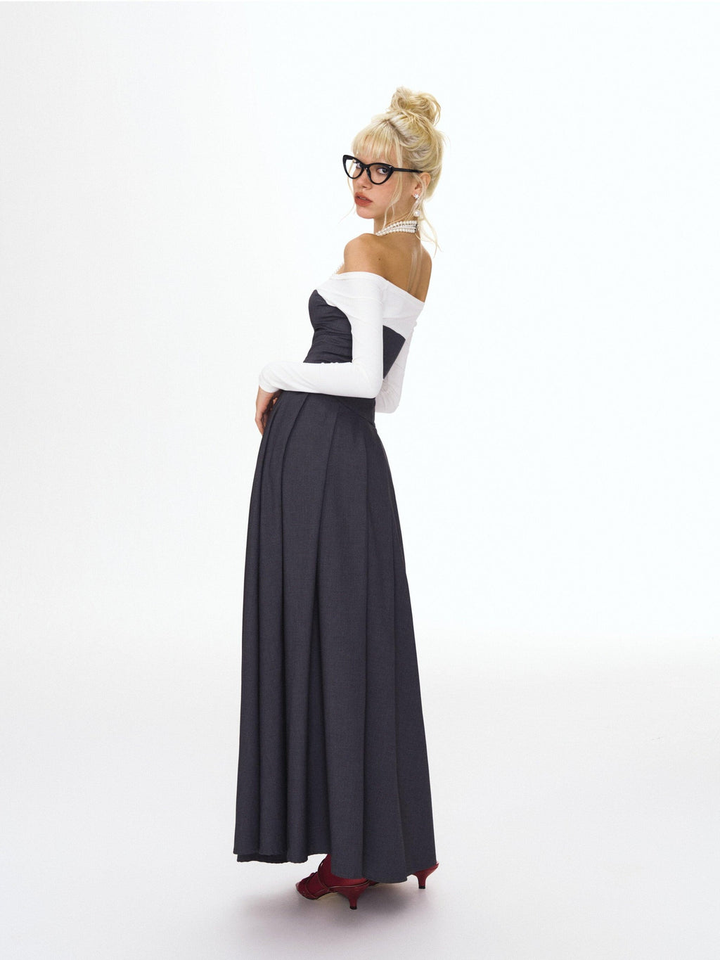 DeleteEx Light Polyester Blend Gray White Colorblock Tie Waist Maxi Dresses