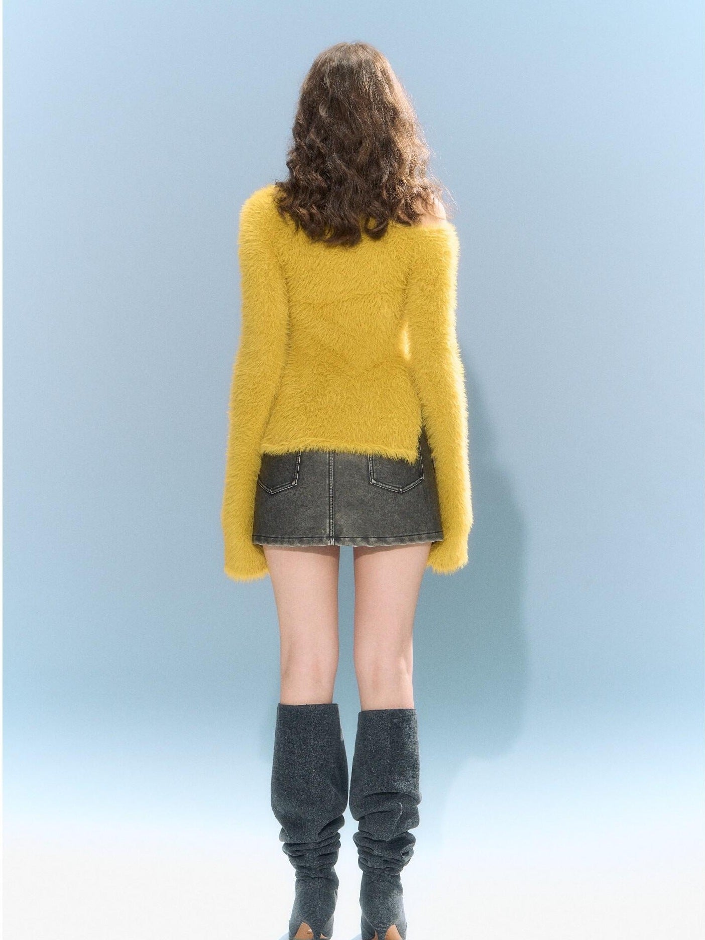 DeleteEx Lightweight Pure Nylon Side Slit Pullover Women Knitwear Yellow Brown Sweaters