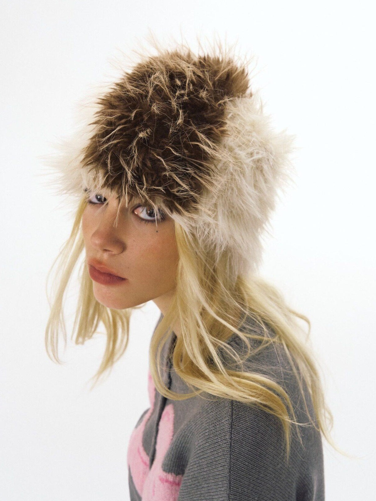 DeleteEx Soft Polyester Lightweight Casual Colorblock Grey White Unisex Travel Beanies