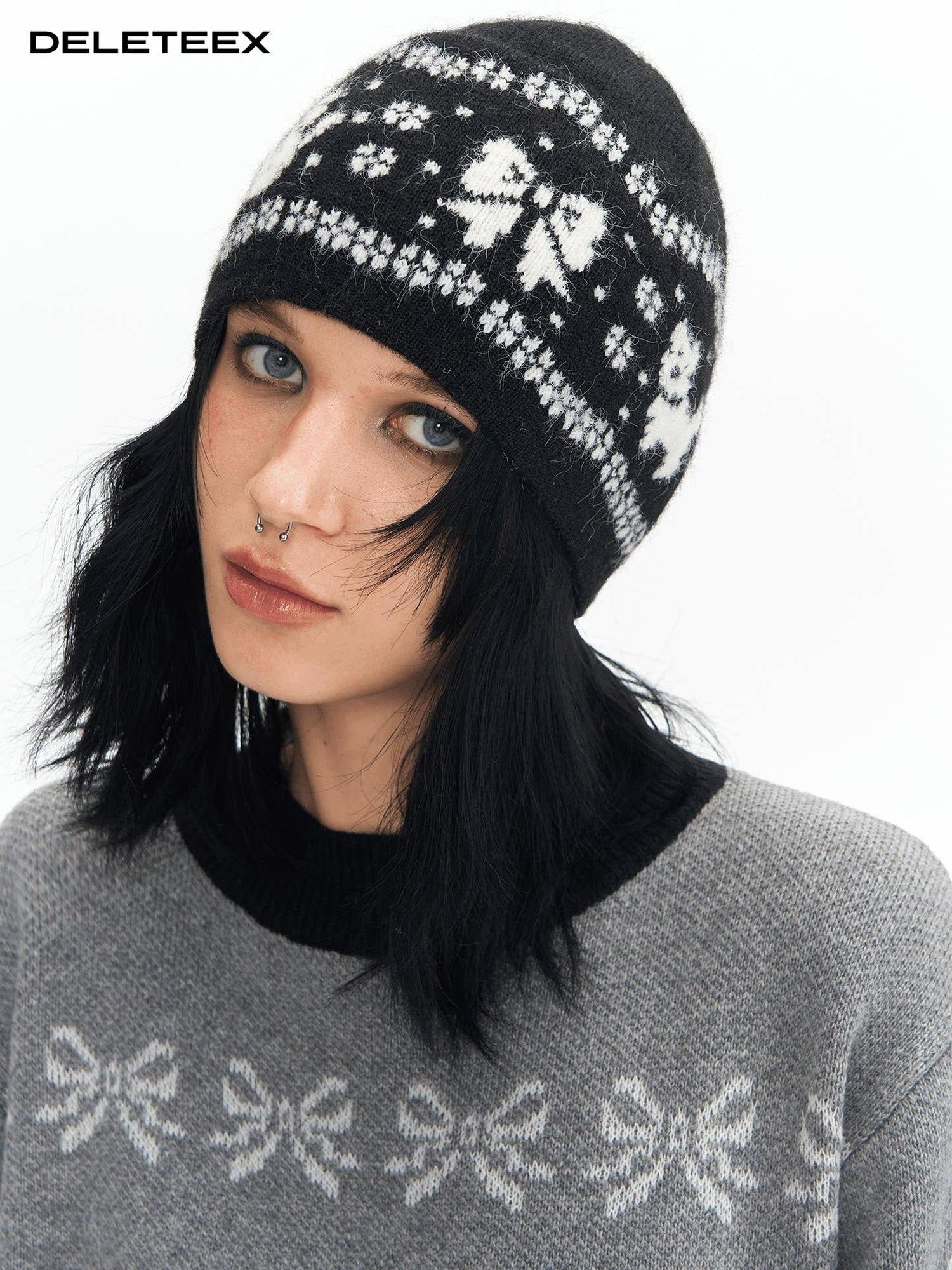 DeleteEx Soft Wool Fashion Bow Accent Round Top Black Women Classic Beanies