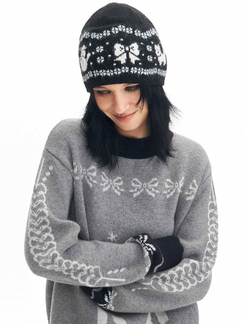 DeleteEx Soft Wool Fashion Bow Accent Round Top Black Women Classic Beanies