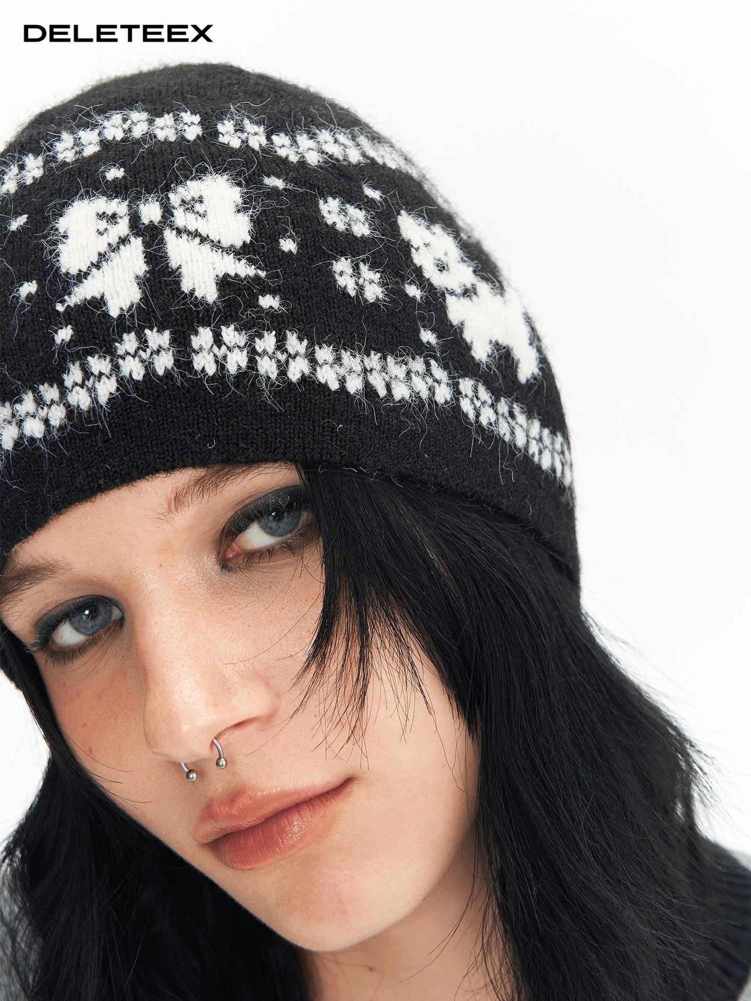 DeleteEx Soft Wool Fashion Bow Accent Round Top Black Women Classic Beanies