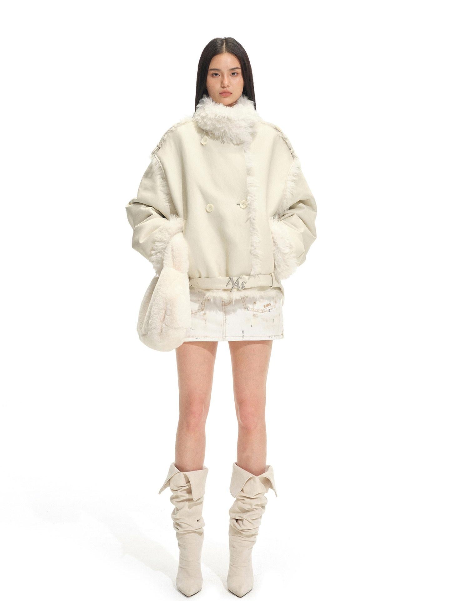 NAWSNOTAWEAR Cozy Thick Lined Vintage Vertical Fur Trim Double Breasted Women Short Coat