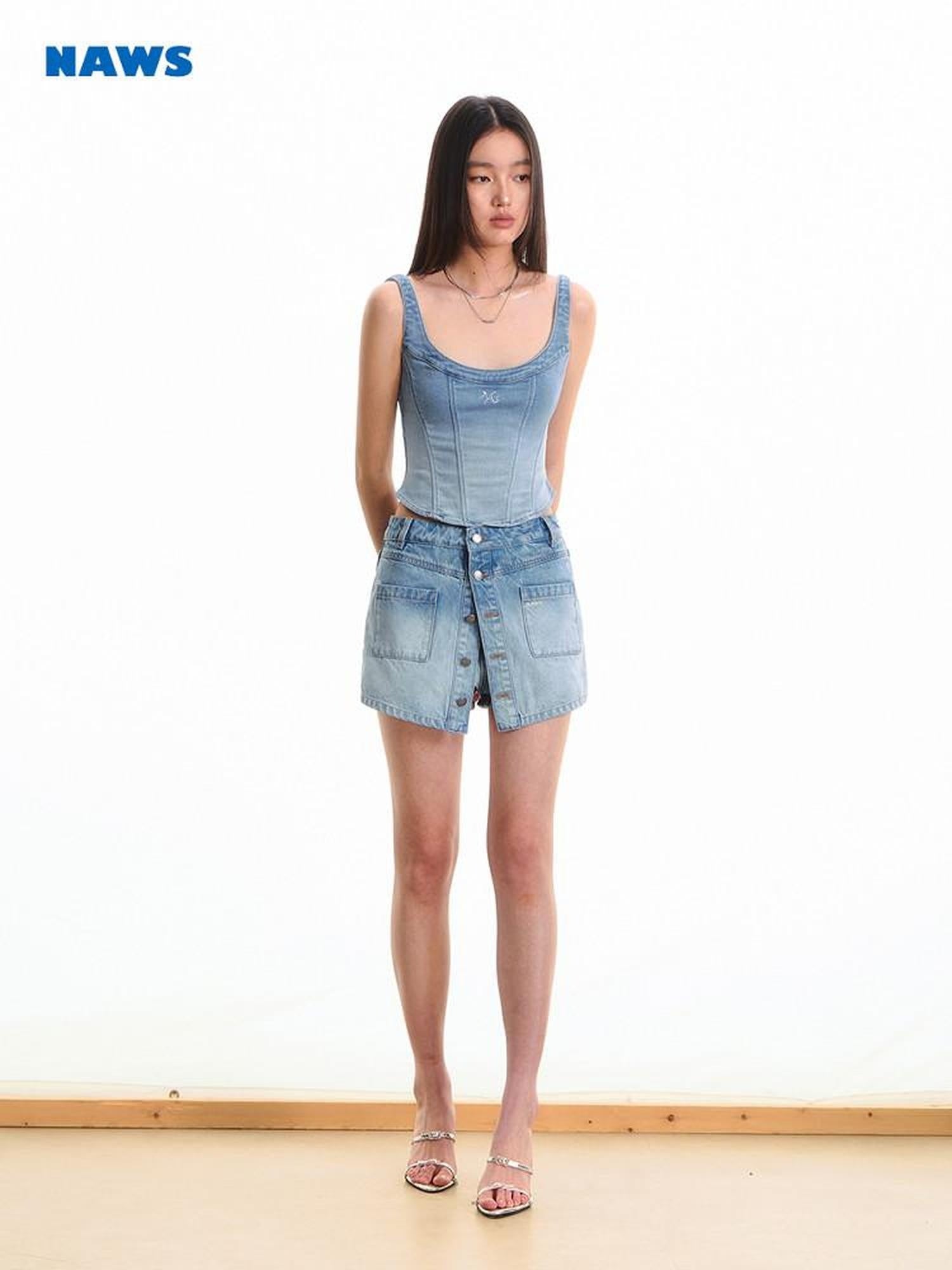 NAWSNOTAWEAR Light Wash 100 Percent Cotton Commuter Regular Fit Mid Length Denim Shorts