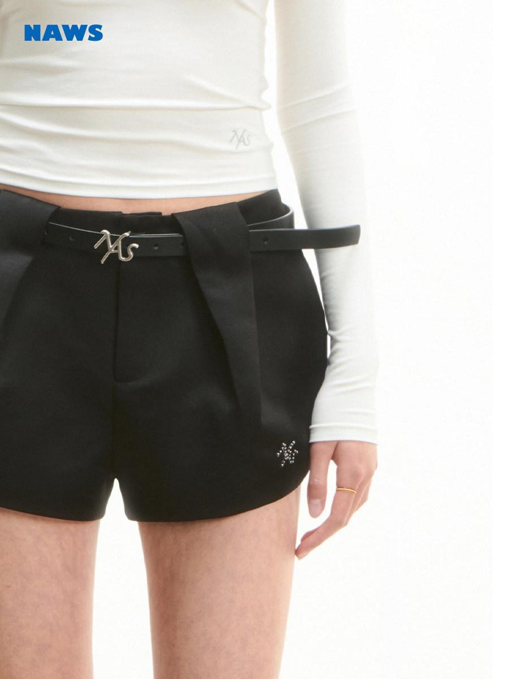 NAWSNOTAWEAR Minimal Tailored Workwear Natural Waist Zip Fly Polyester Slim Women Mini Shorts