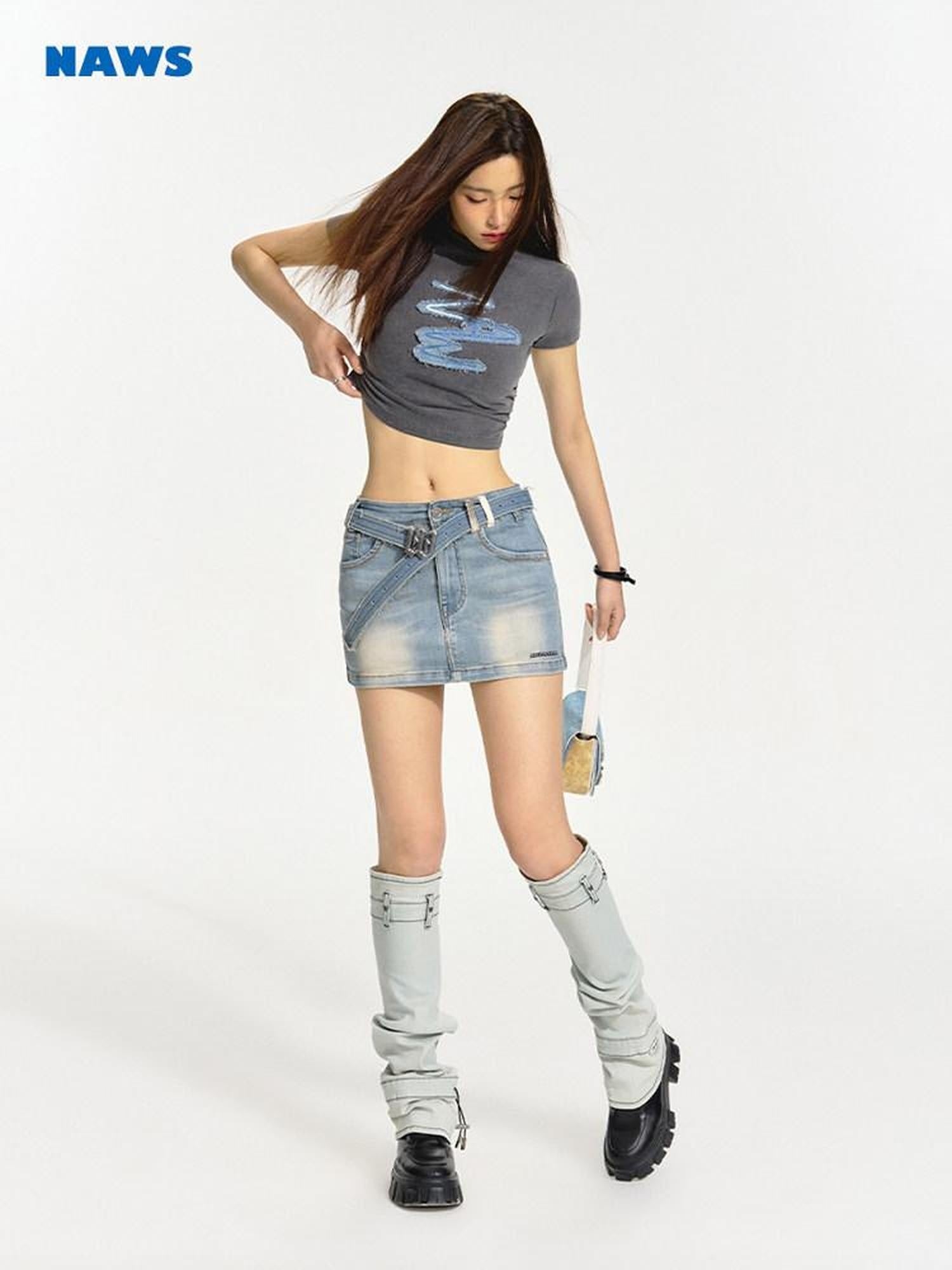 NAWSNOTAWEAR Slim Stretch Cotton Commuter Applique Crew Neck Women Solid Basic Crop Tops