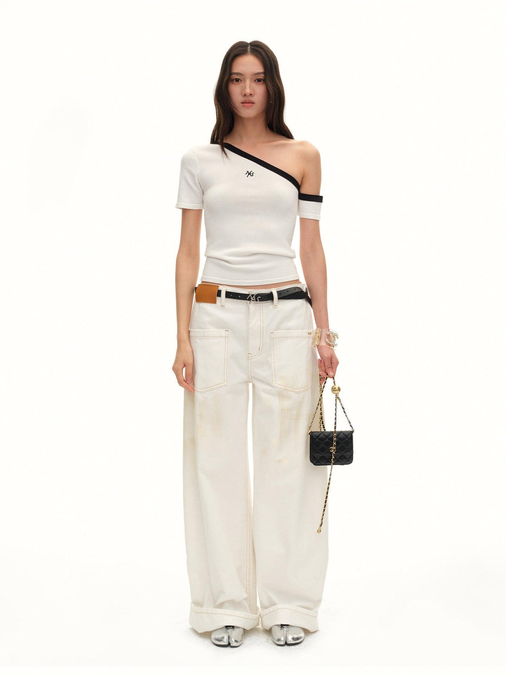 NAWSNOTAWEAR Soft Breathable Minimal Slim Contrast Slant Neck Logo Off Shoulder Crop Tops