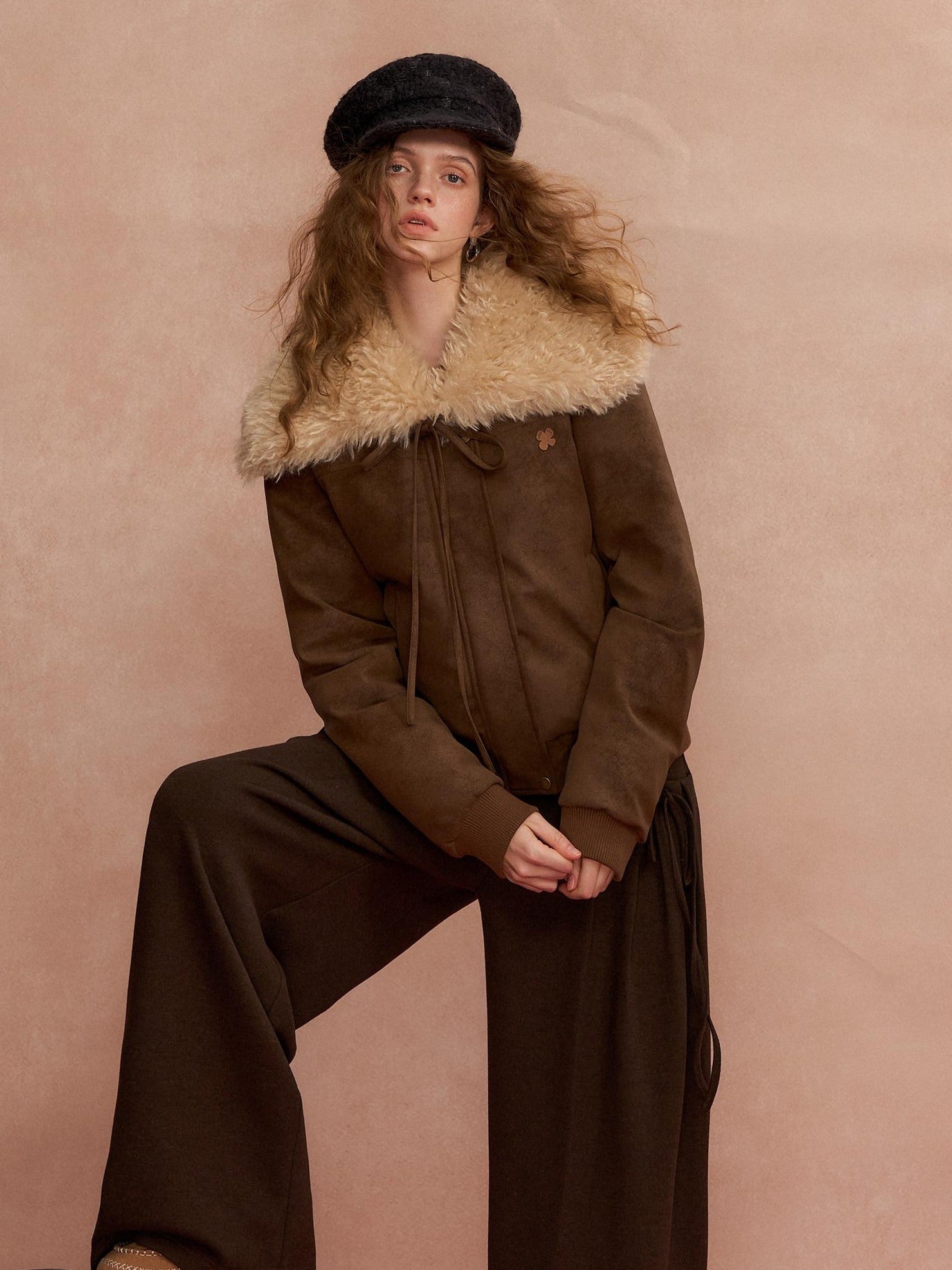 SOMESOWE Ultra Warm 90% Duck Down Regular Fit Zipper Women Brown Down Jackets