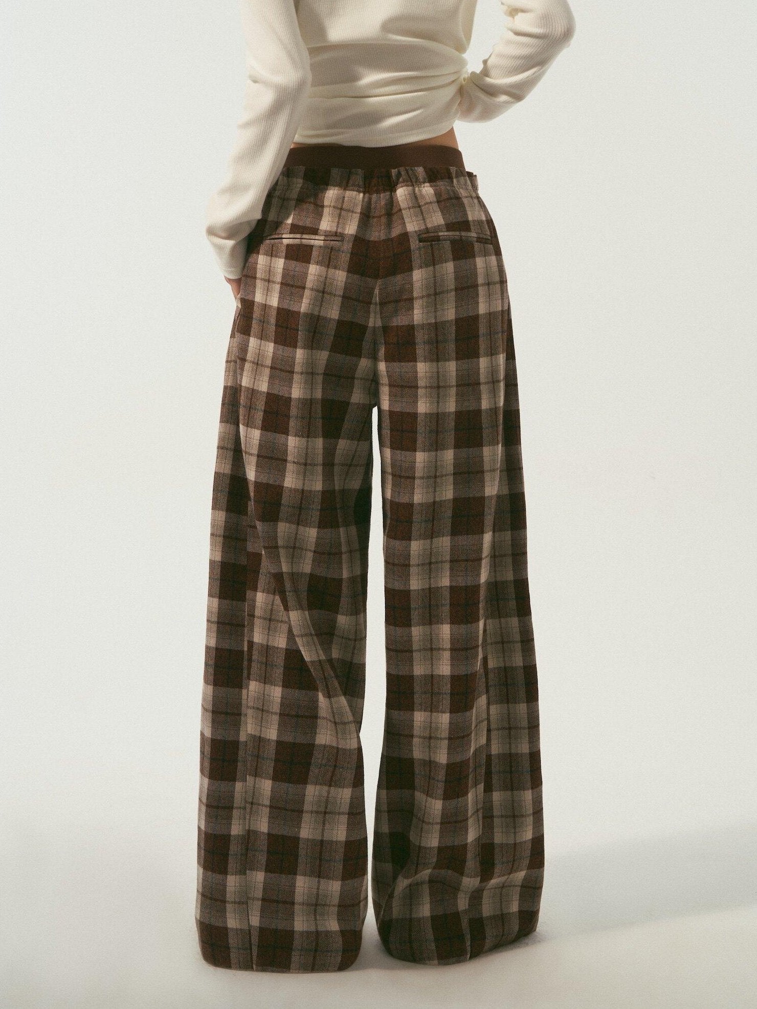 SOMESOWE Original Plaid Pocket Relaxed Curved Natural Waist Women Daily Grey Sweatpants