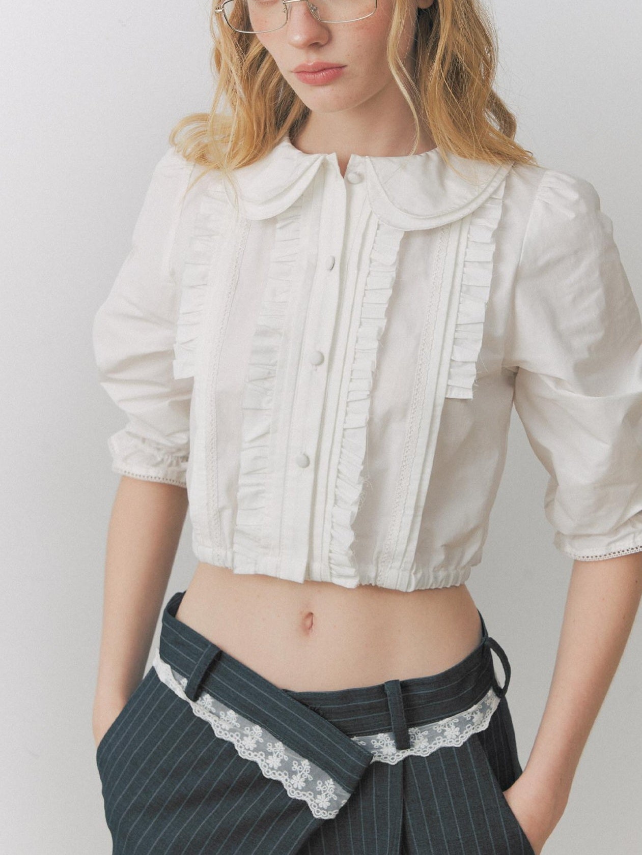 DeleteEx Keeps Shape High Waist Cropped Lace Puff Sleeve Doll Collar Women White Blouses