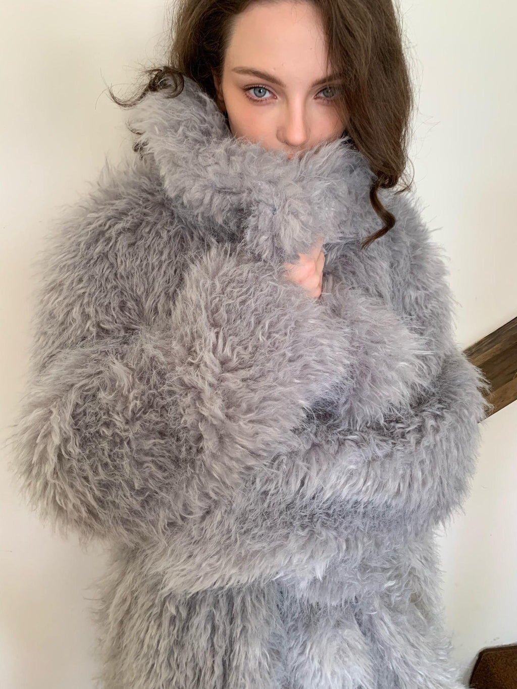 BUZHOU Luxurious Plush Fox Inspired Round Neck Longline Gray S M L Faux Fur Coats