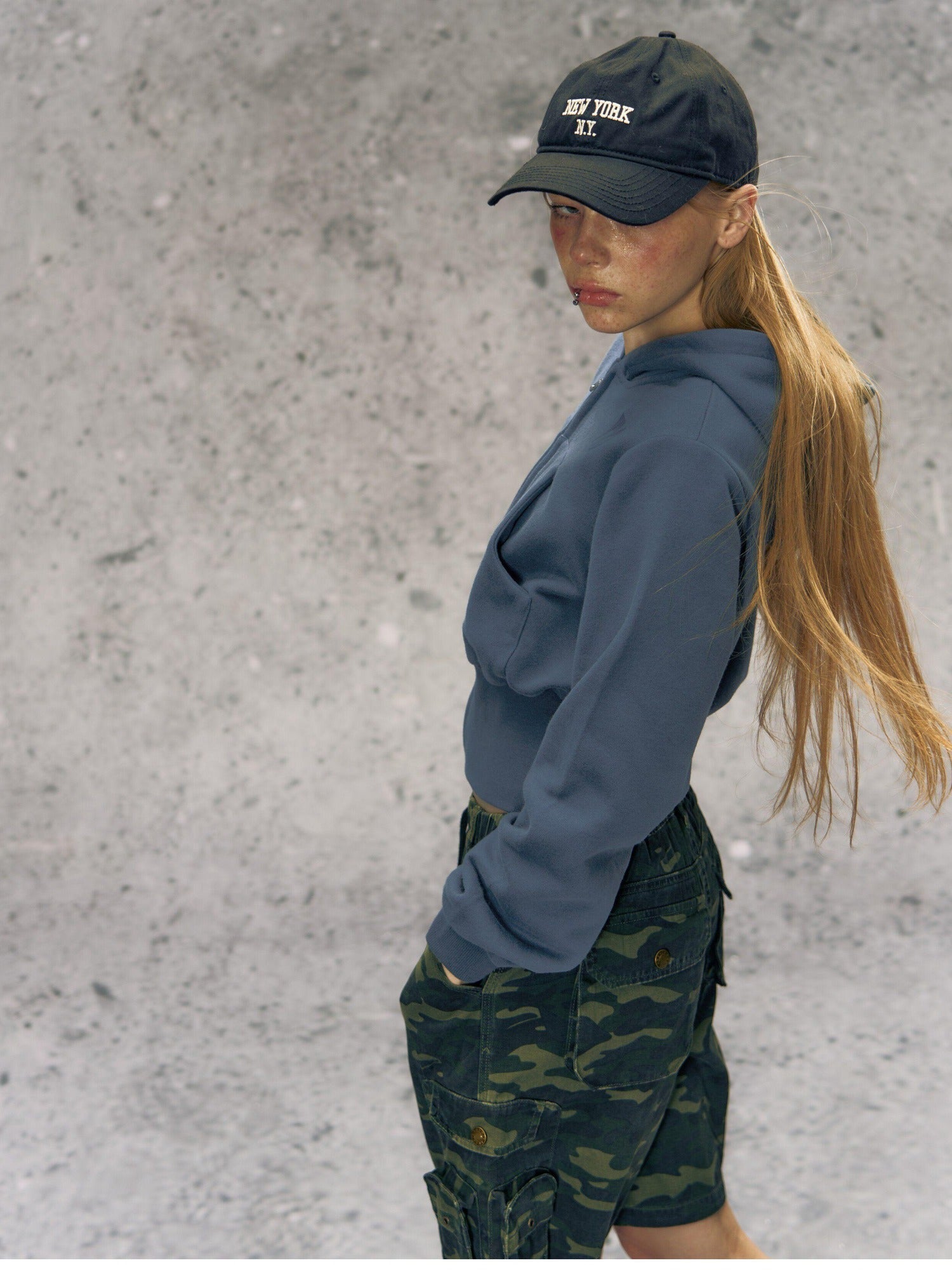 DeleteEx Soft Cotton Blend Zip Up Slim Cropped Street Style Women Solid Grey Blue Hoodie