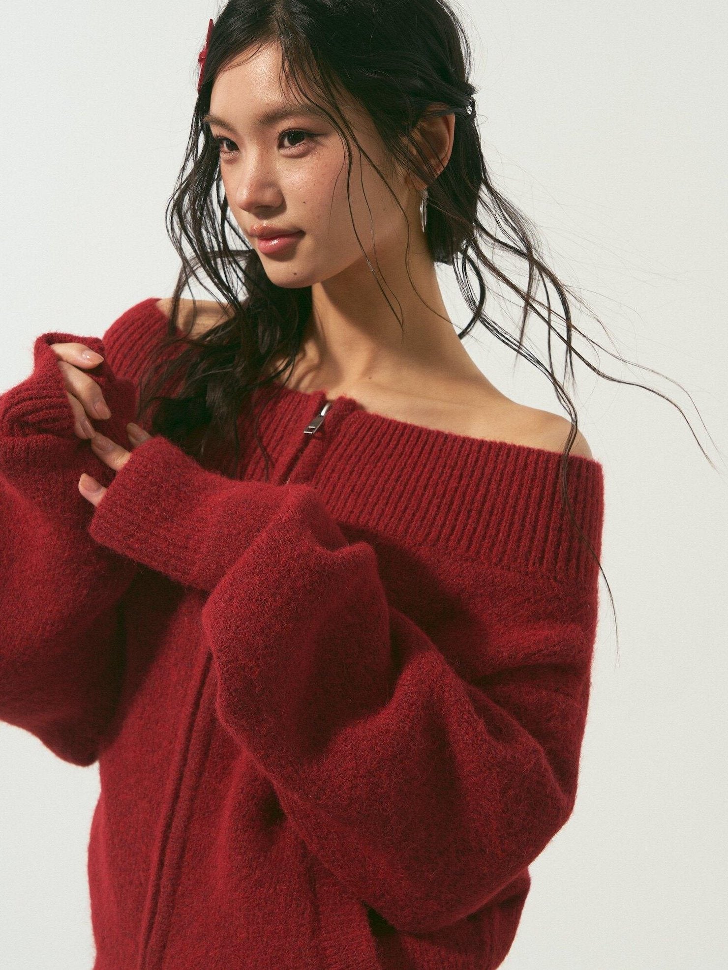 SOMESOWE Volcanic Red Knit Zipper One Shoulder Casual Regular Fit Women Daily Cardigans