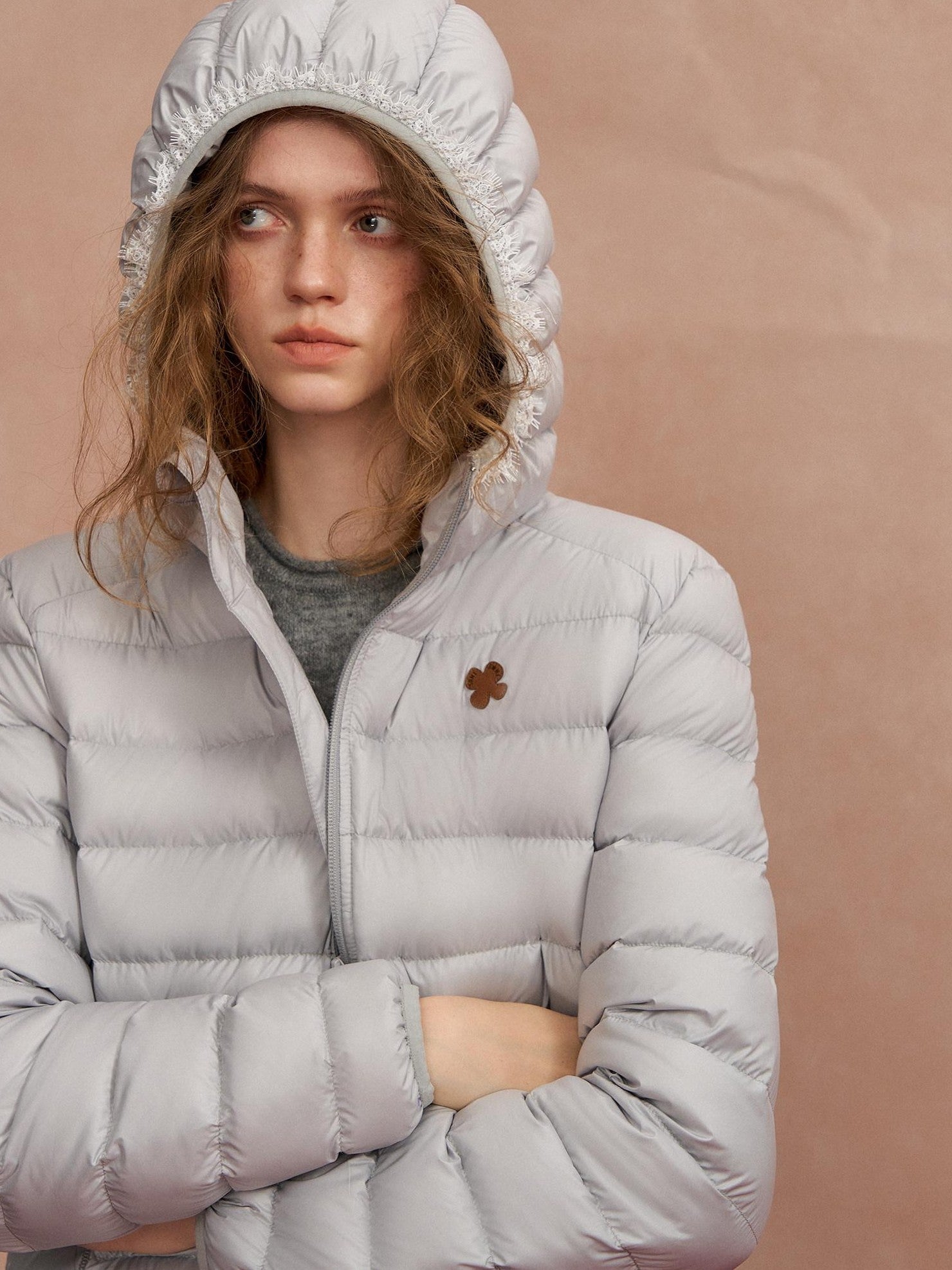 SOMESOWE Ultra Warm 90 Percent Duck Down Regular Fit Hooded Women Gray Down Jackets