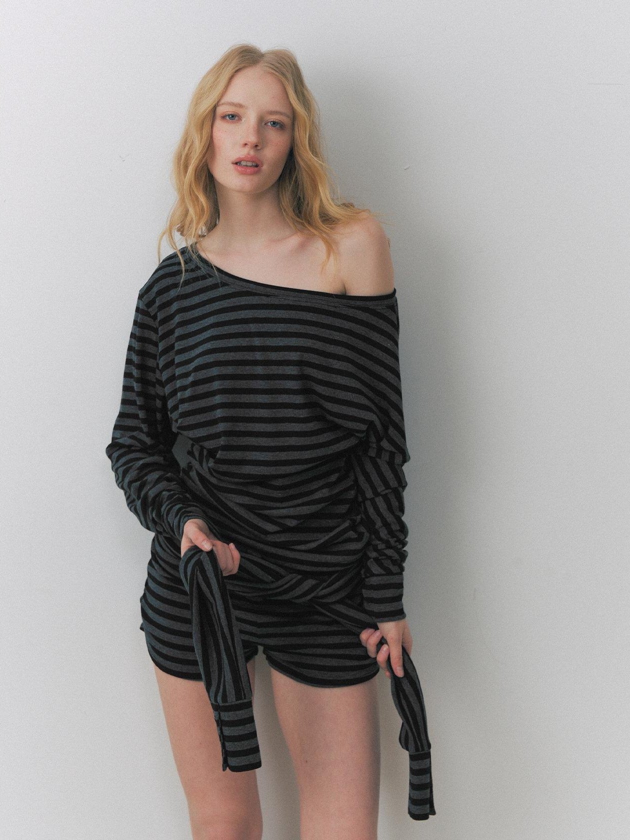 DeleteEx Ruched Asymmetric Off Shoulder Loose Casual Striped Womens Long Sleeve Crop Tops