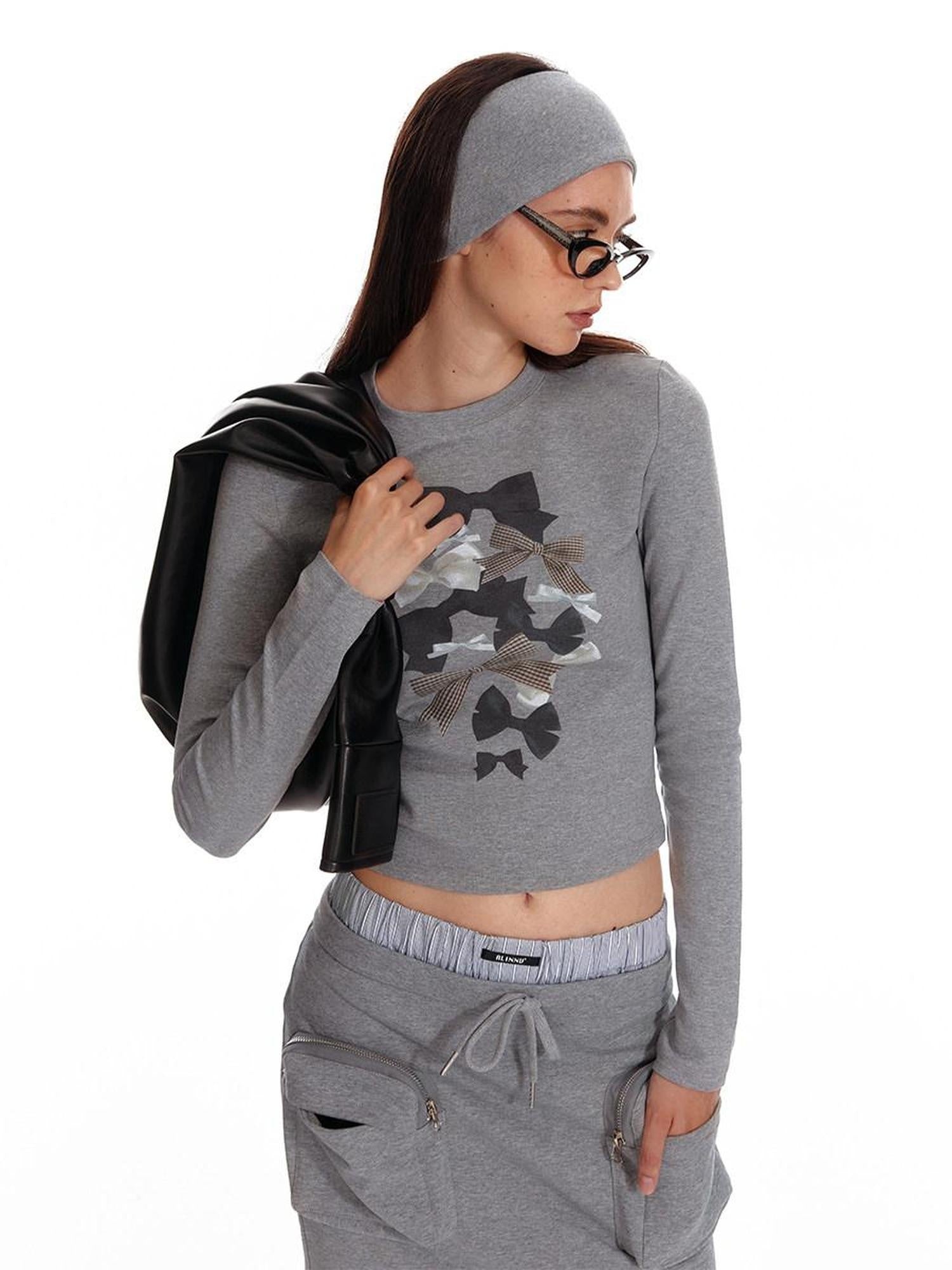 ALINNVSTUDIO Soft Cotton Printed Cropped Slim Fit Crew Neck Women Casual Long Sleeve T-Shirts