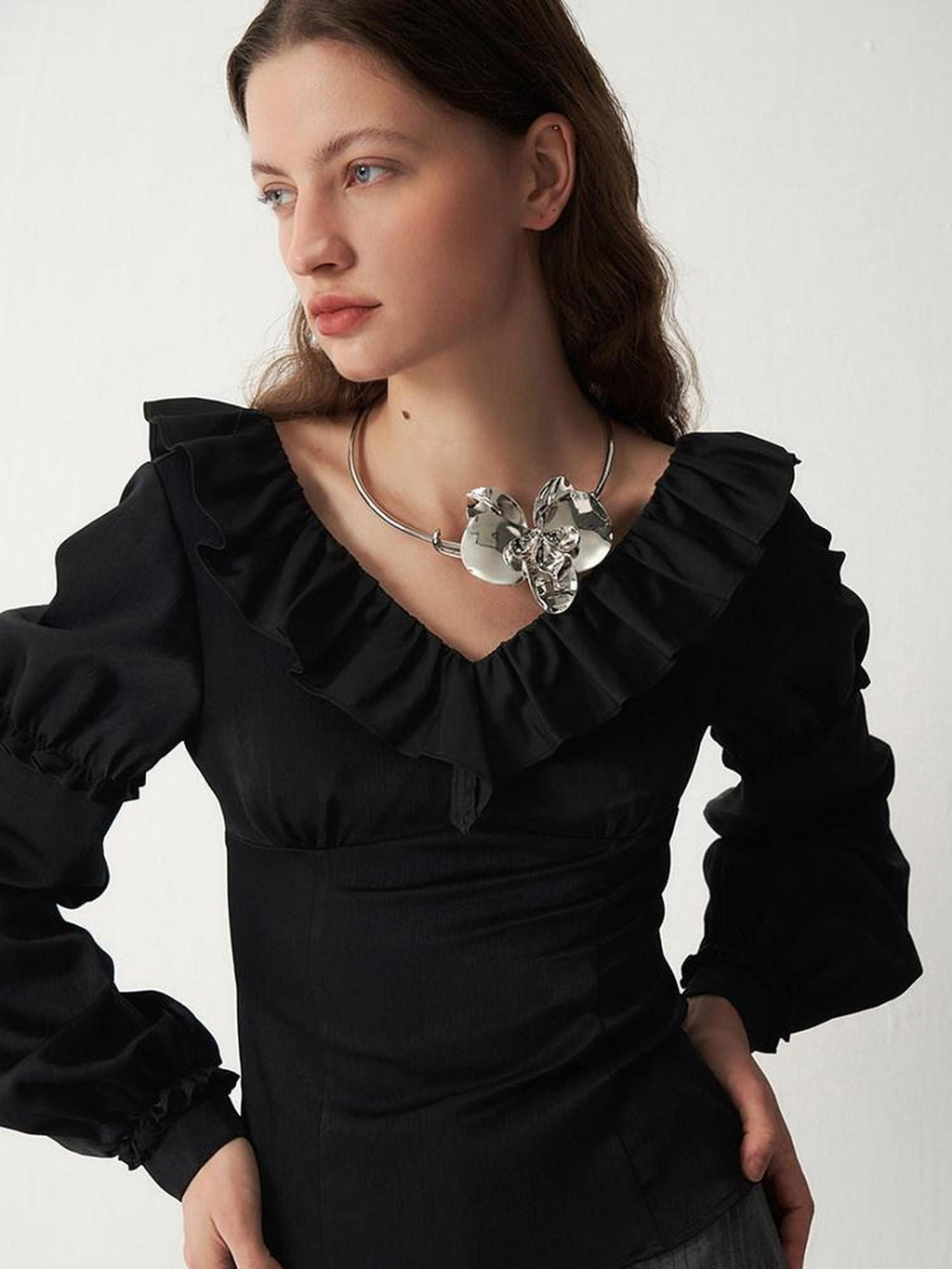 someonesometimes Sleek V-neck Slim Fit Commuter Long Sleeve Black Poly Viscose Women Work Blouses