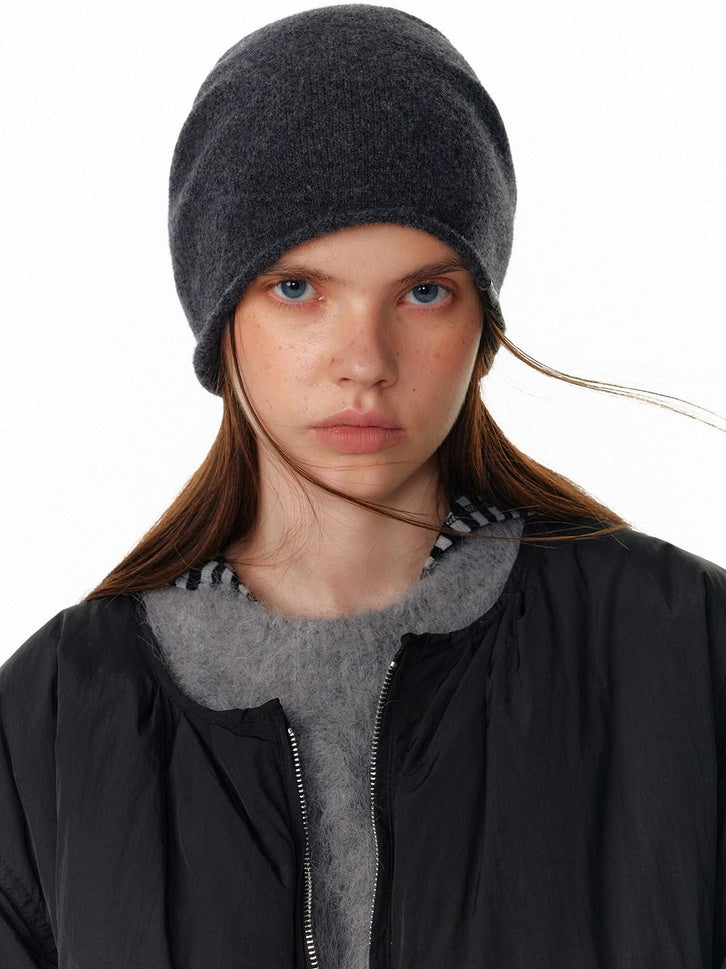 ALINNVSTUDIO Soft Wool Warm Casual Round Top Unisex One Size Black Grey Classic Beanies