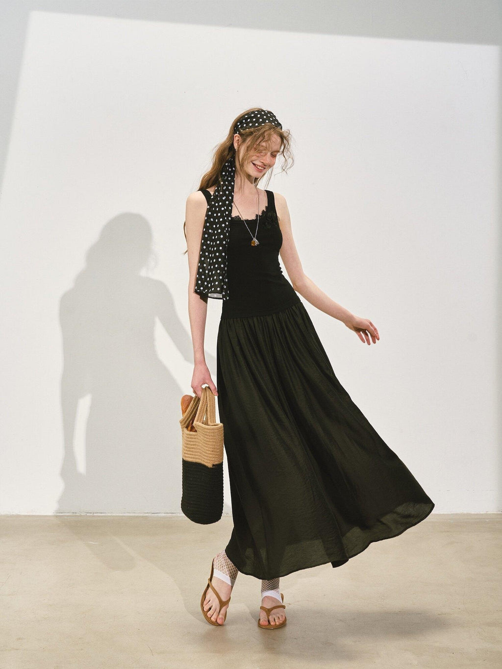 SOMESOWE Elegant Cotton Sleeveless U Neck A Line Black Women Work Date Travel Maxi Dresses