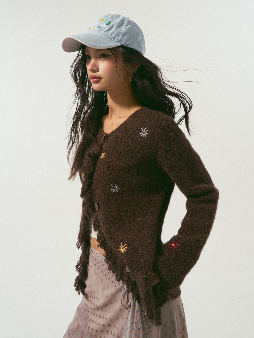 SOMESOWE Cozy Wool Blend Buttoned Floral Round Neck Casual Women Cardigans