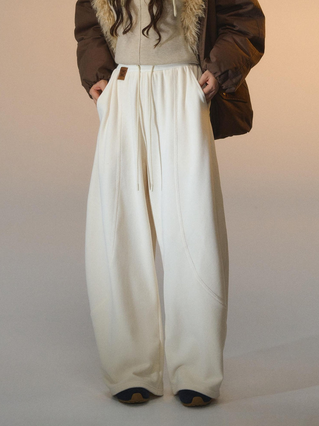 SOMESOWE Cozy Pocket Plaid Loose Fit Button Fly Natural Waist Women Casual Sweatpants