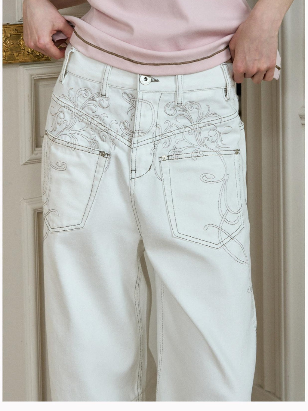 DeleteEx Embroidered Natural Waist Button Fly Micro Stretch Women Black Wide Leg Jeans
