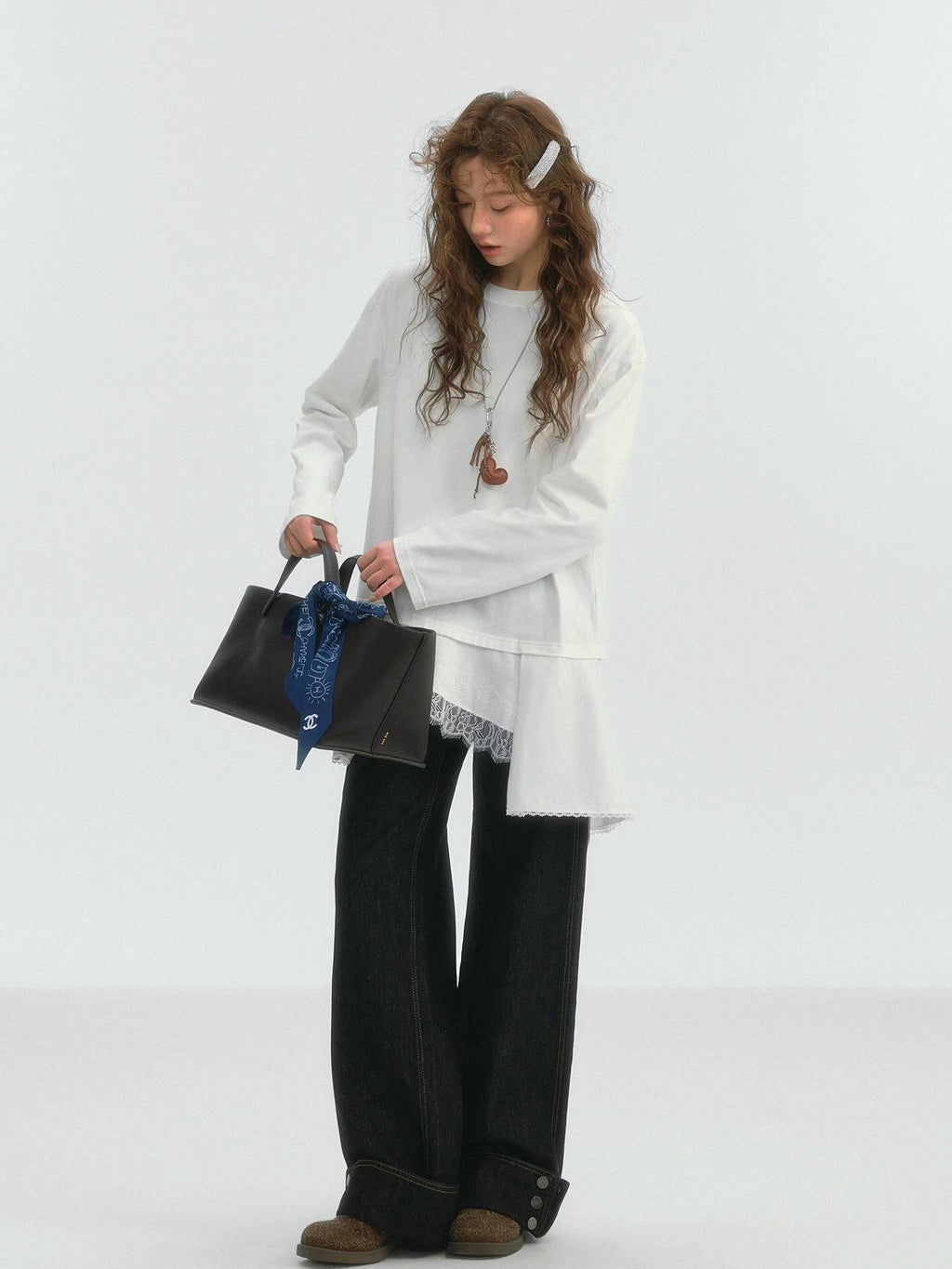 SOMESOWE Pu Spliced Details Loose Fit Office Workwear Women White Long Sleeve T-Shirts