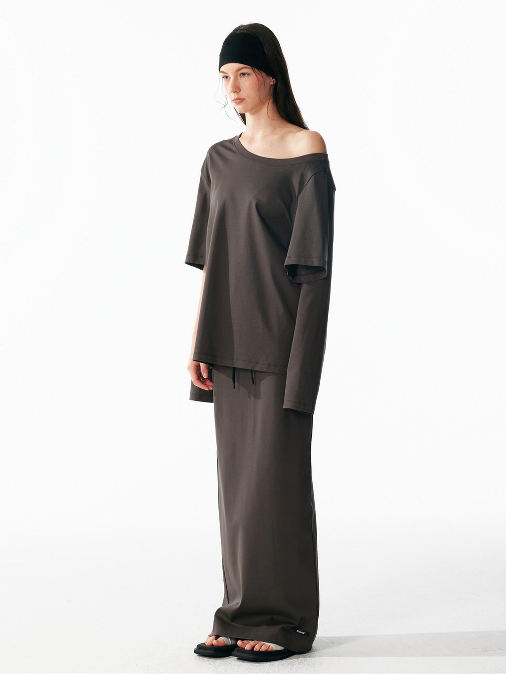 ALINNVSTUDIO Vintage Asymmetric Off Shoulder Loose Cotton Women Black Top & Skirt Sets