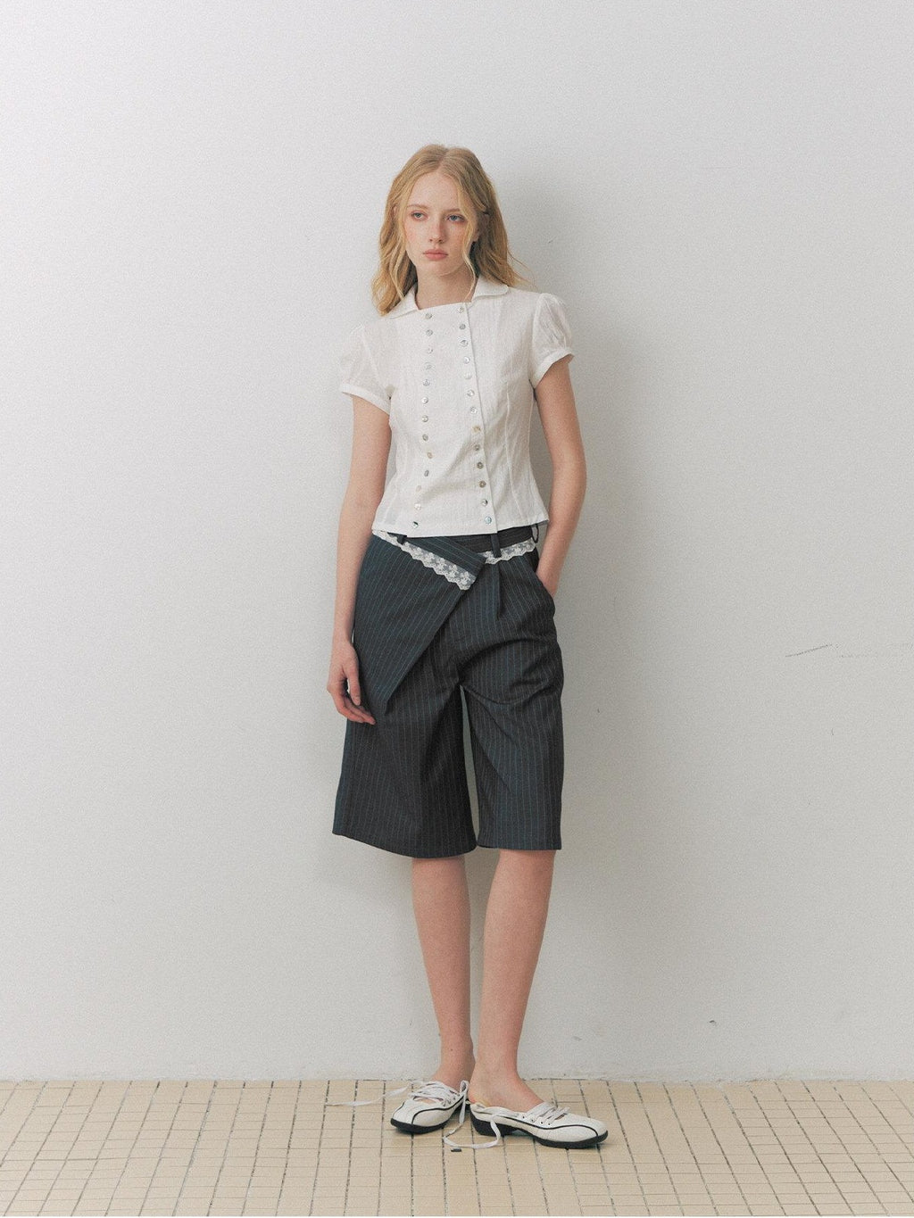 DeleteEx Comfortable Casual Wide Leg Mid Low Waist Women Gray Soft Mid-Length Shorts