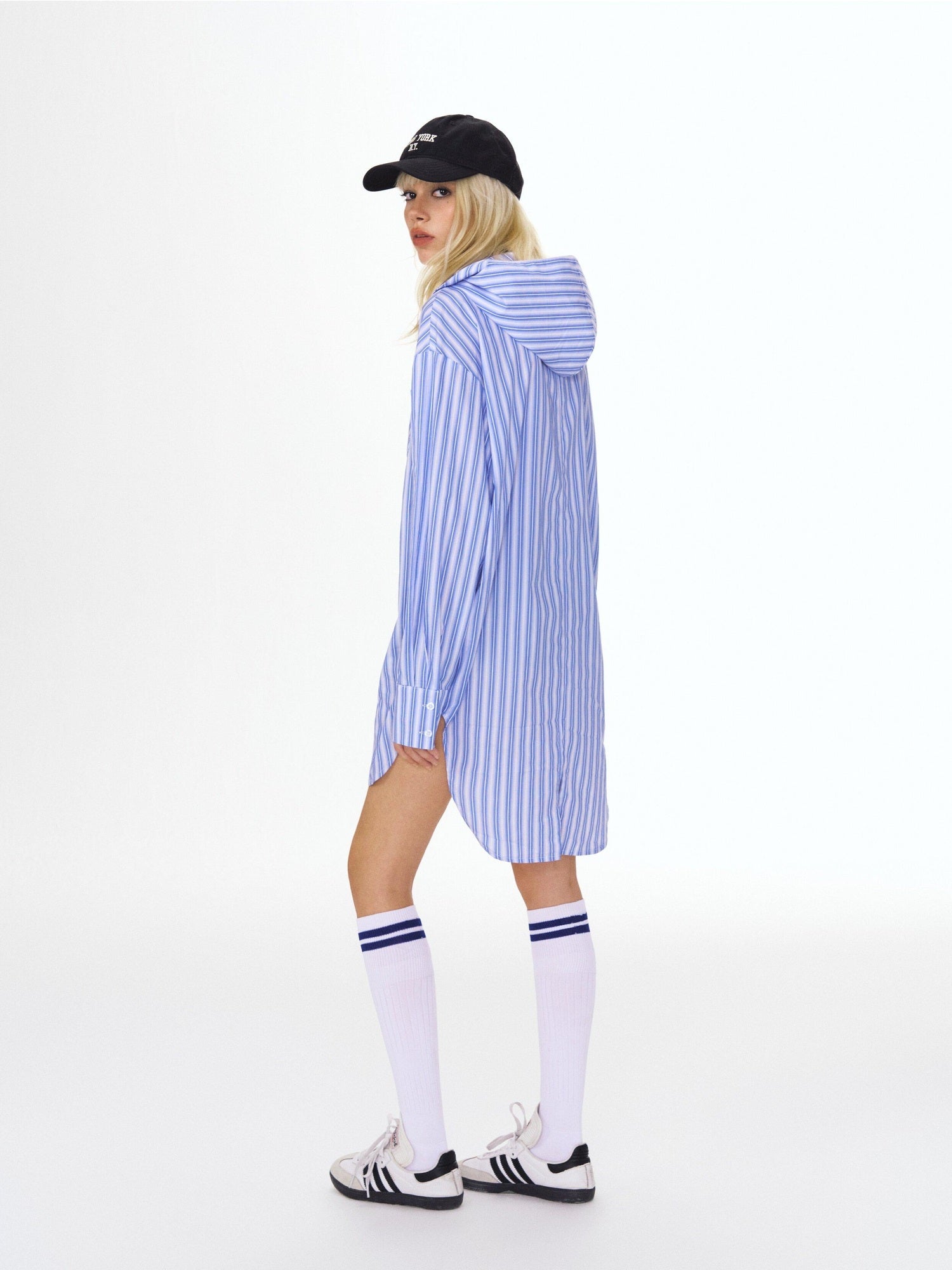 DeleteEx 100% Cotton Loose Fit Blue White Checked Turn Down Collar Long Sleeve Shirts