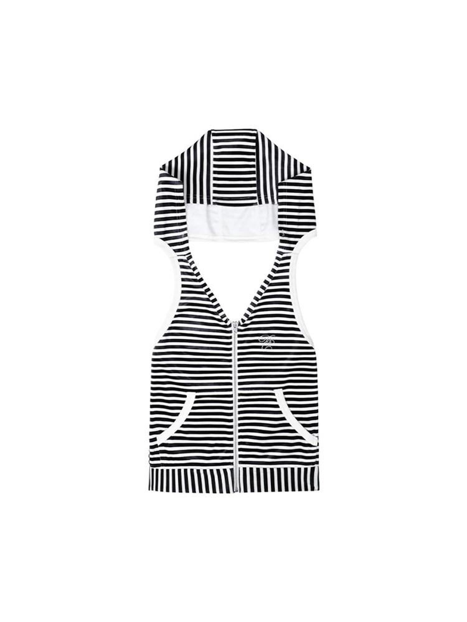 DeleteEx Original Loose Fit Zipper Front Strappy Black White Plaid Polyester Tank Tops