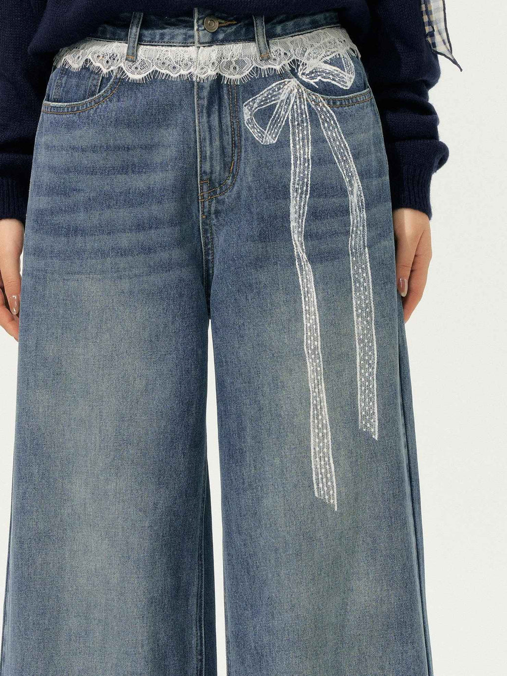 SOMESOWE Slight Stretch Cotton Natural Waist Hot Girl Straight Blue Button Wide Leg Jeans