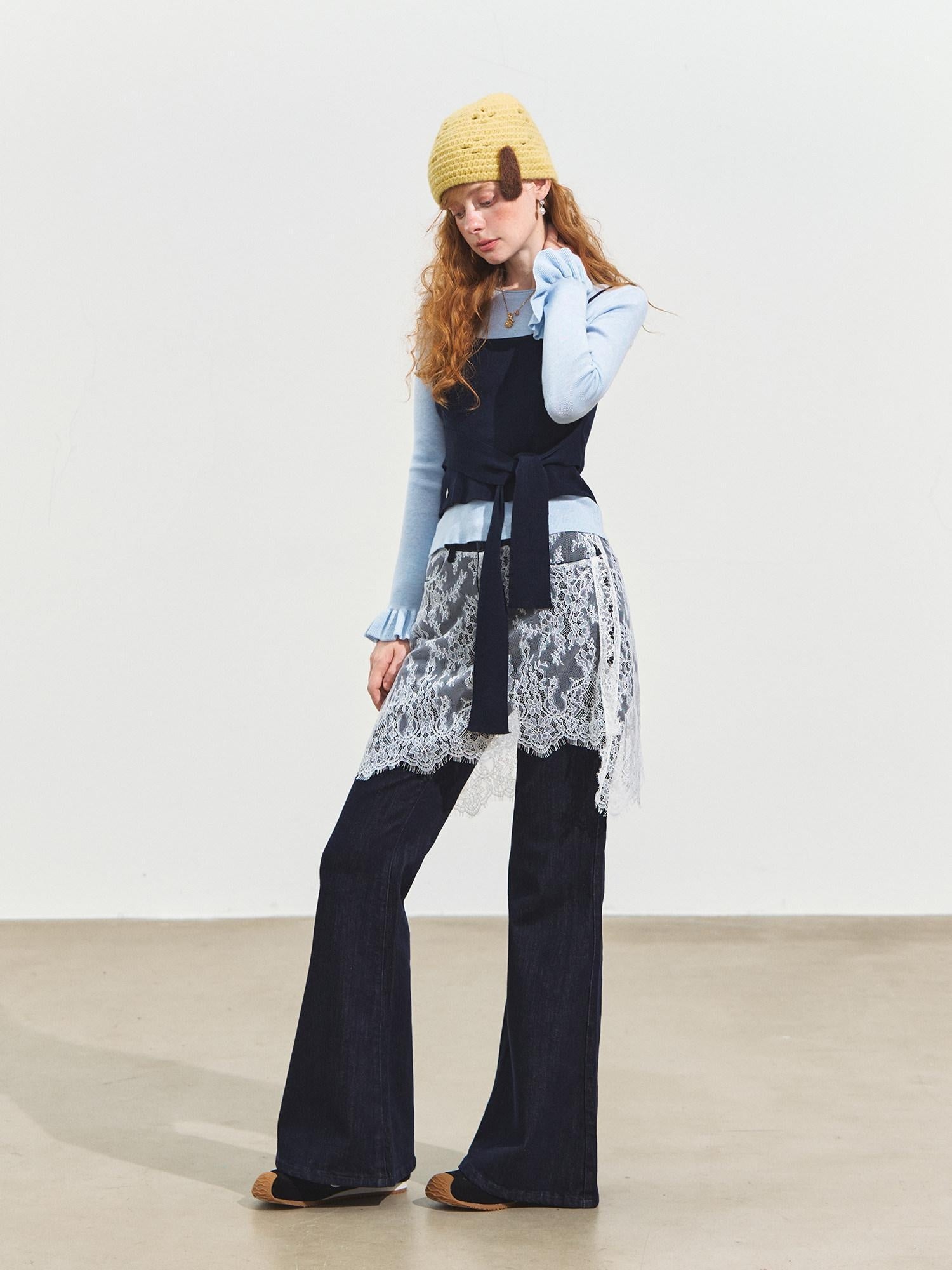 SOMESOWE Stretch Cotton Denim Pleated Natural Waist Loose Pocketed Deep Blue Flared Jeans