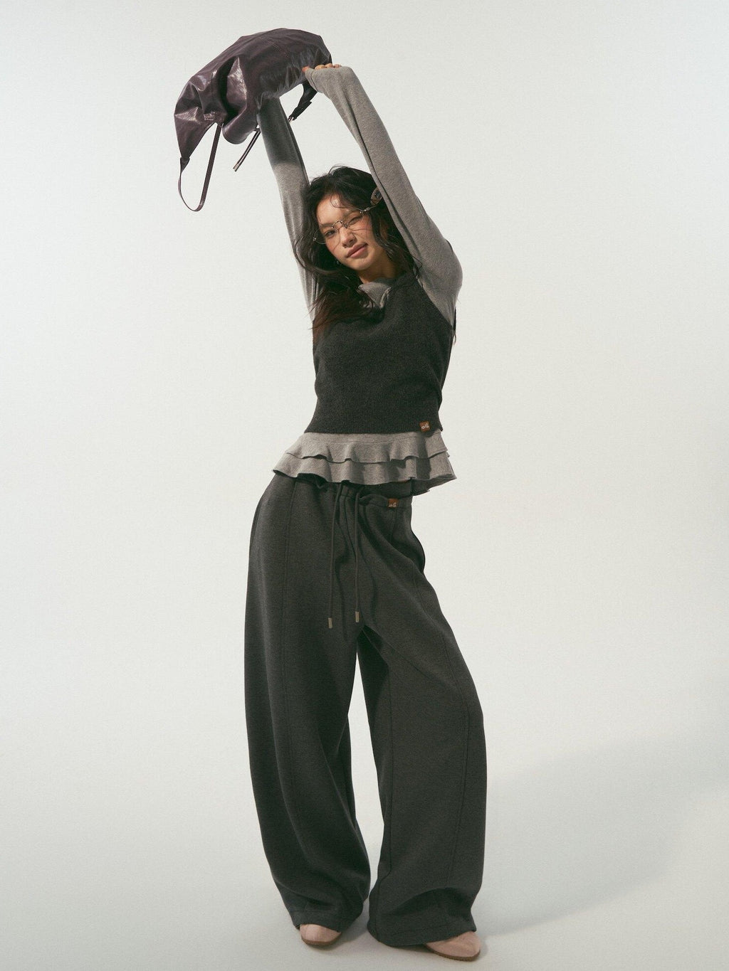 SOMESOWE Pocketed Drawstring Relaxed Curved Leg Women Poly Cotton Sweatpants