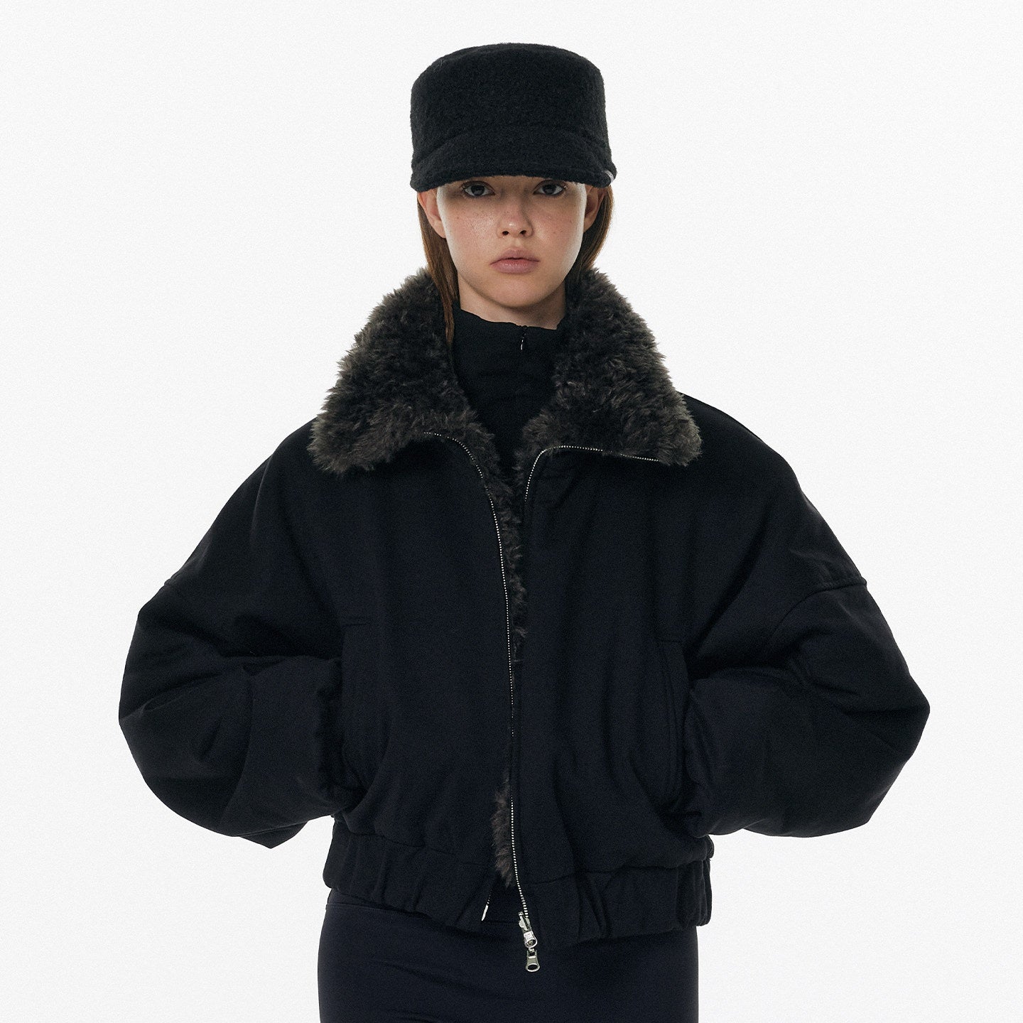 ALINNVSTUDIO_Reversible_Hooded_Warm_Cropped_Commuter_Fit_Women_Zipper_Puffer_Jackets_MISSTT