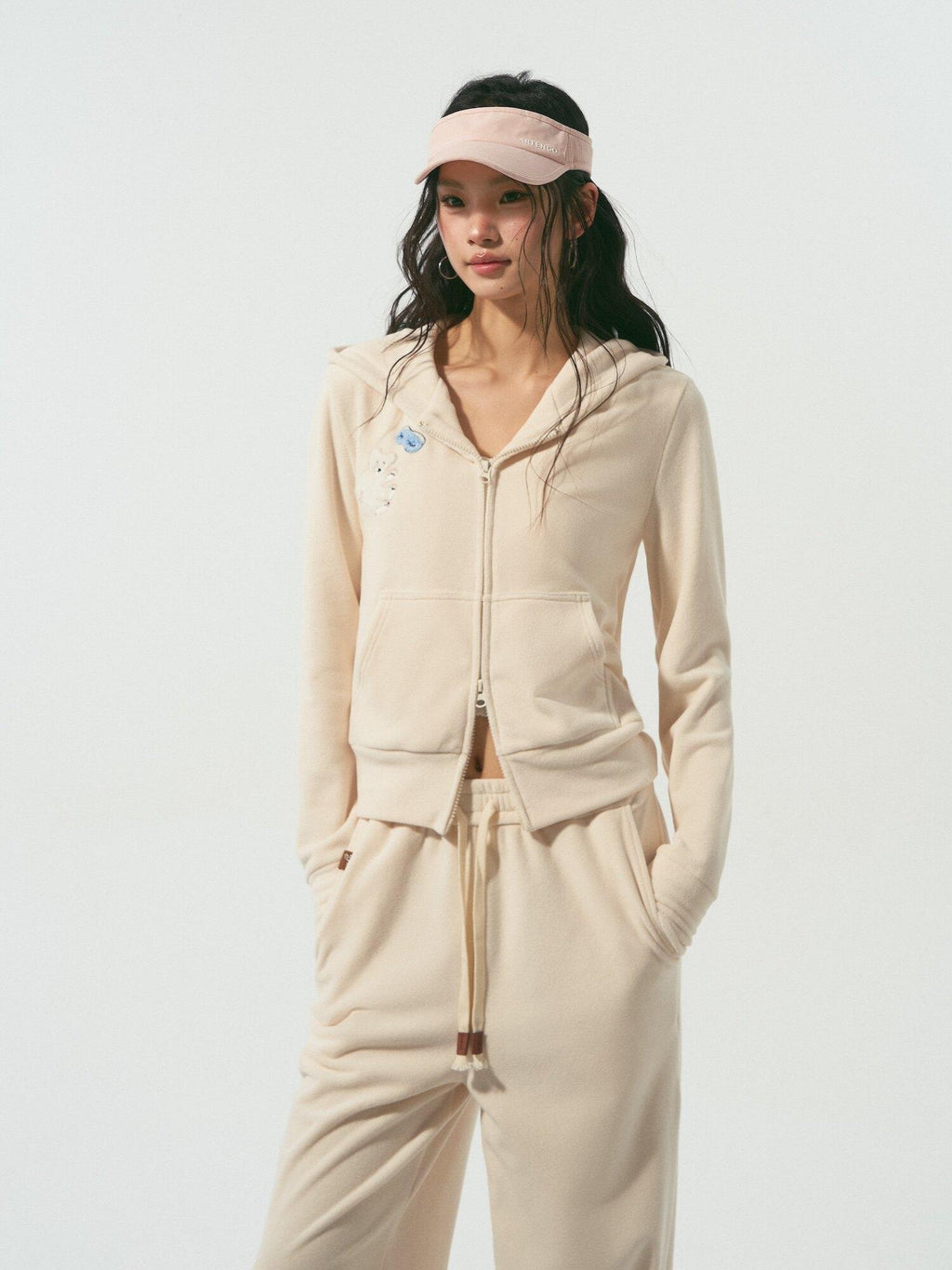 SOMESOWE Cozy Patchwork Loose Fit Casual Women Two Piece Set Goodnight Bear Sweatpants