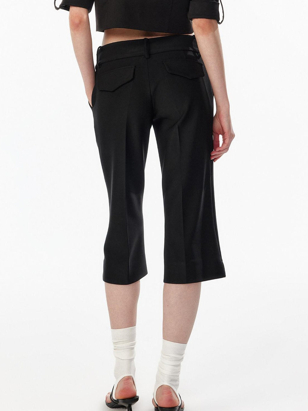 ALINNVSTUDIO Low Waist Button Detail Slim Side Slit Womens Polyester Mid-Length Shorts