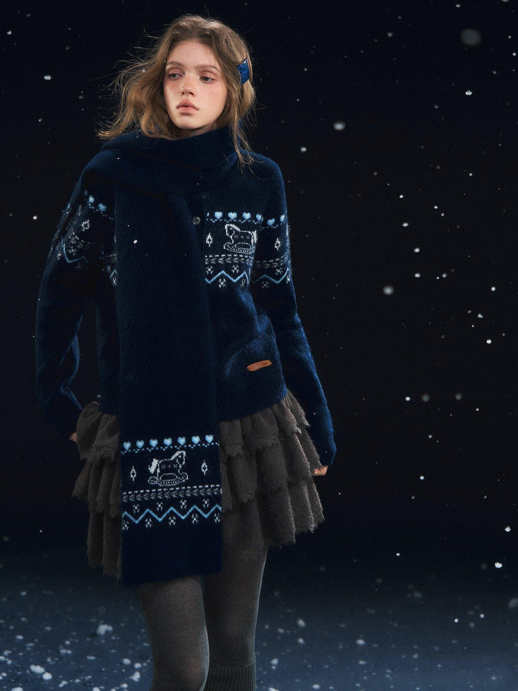 SOMESOWE Cozy Animal Contrast Knit Regular Fit Women Button Neck Cardigans