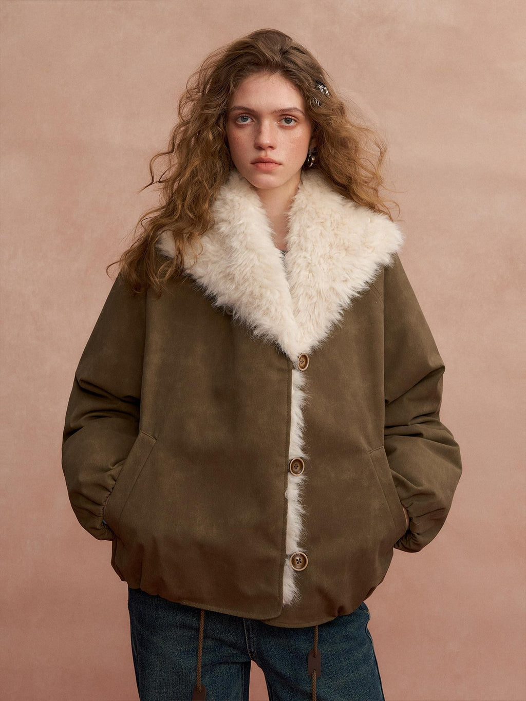 SOMESOWE 90 Percent Duck Down Short V-neck White Fur Collar Women Down Jackets