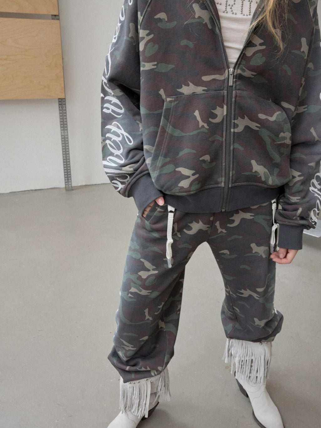 1JINN STUDIO Camouflage Embroidered Cotton Casual Long Sleeve Long Pants Top & Pants Sets