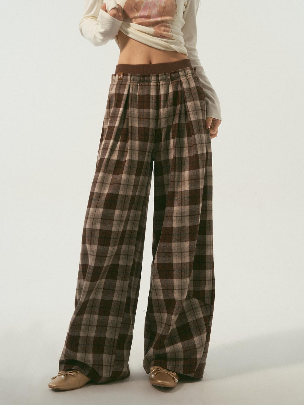 SOMESOWE Original Plaid Pocket Relaxed Curved Natural Waist Women Daily Grey Sweatpants