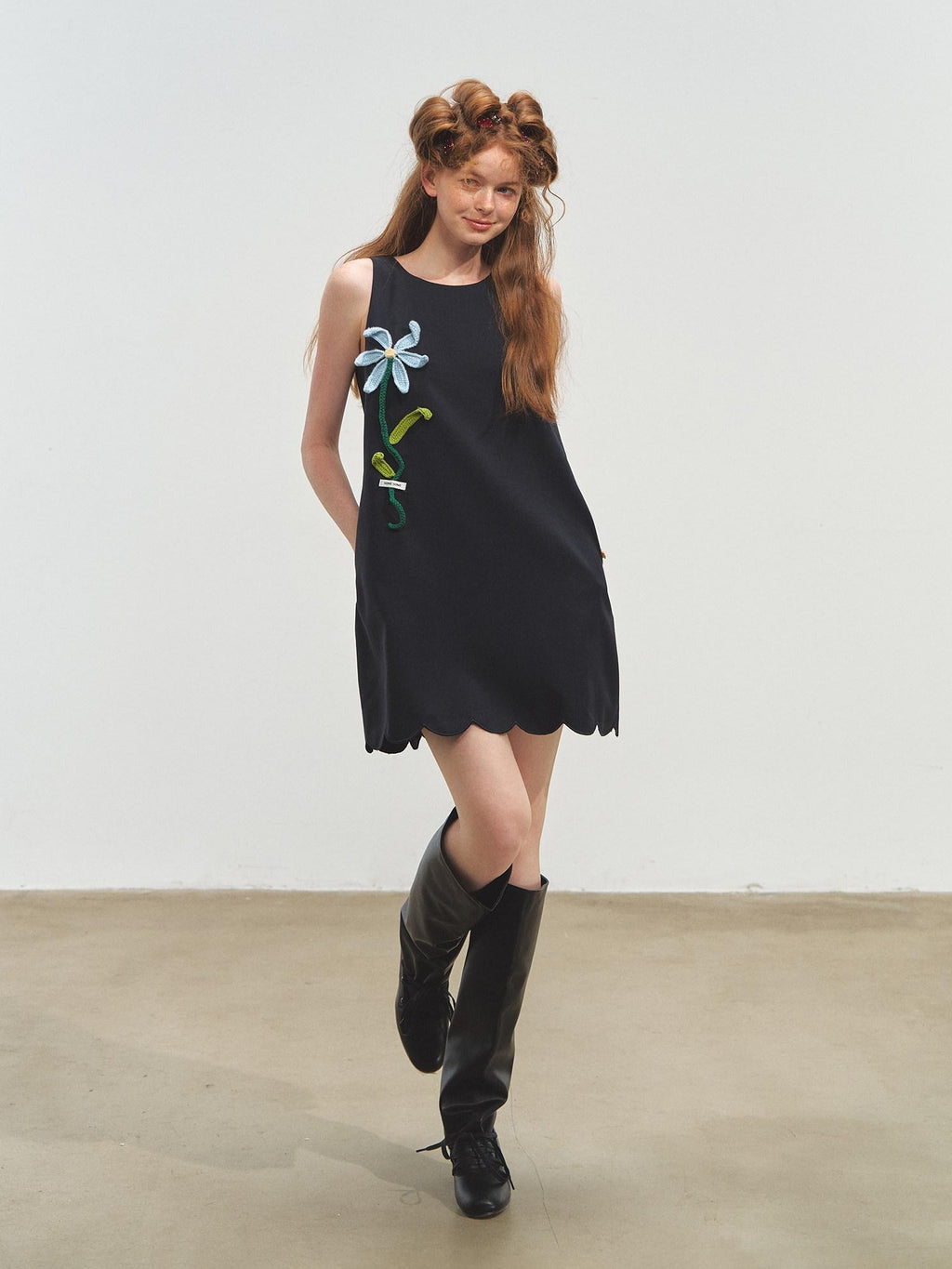 SOMESOWE Sleeveless Collegiate A Line Natural Waist Navy Women Casual Midi Dresses