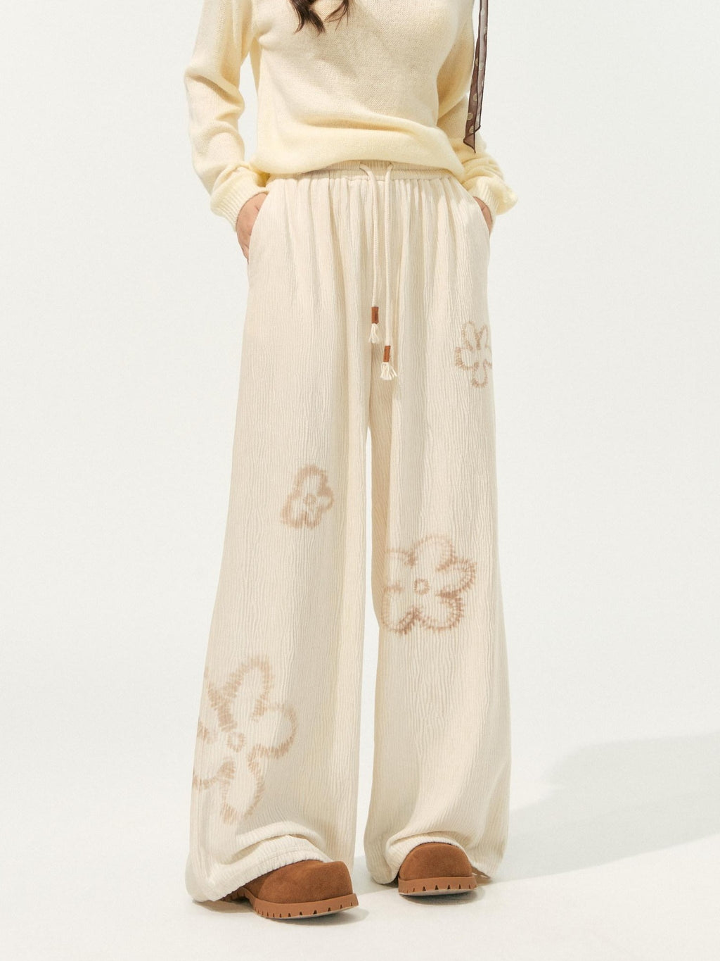 SOMESOWE Pleated Floral Pocket Loose Beige Womens Polyester Wide Leg Pants