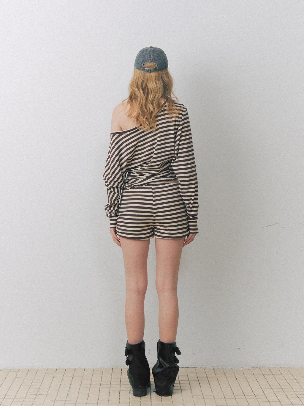DeleteEx Ruched Asymmetric Off Shoulder Loose Casual Striped Womens Long Sleeve Crop Tops