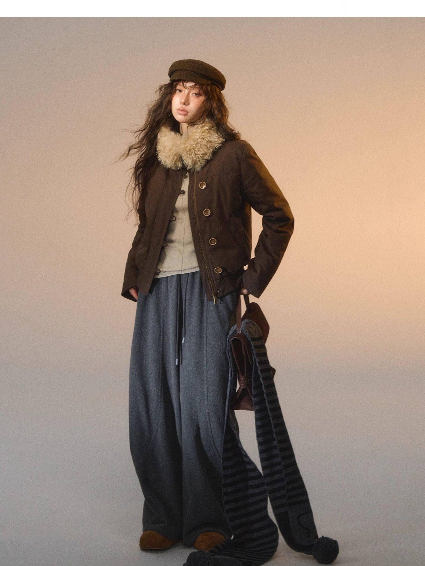 SOMESOWE Eco Friendly 90 Percent White Duck Down Warm Loose Fit Stand Collar Down Jackets