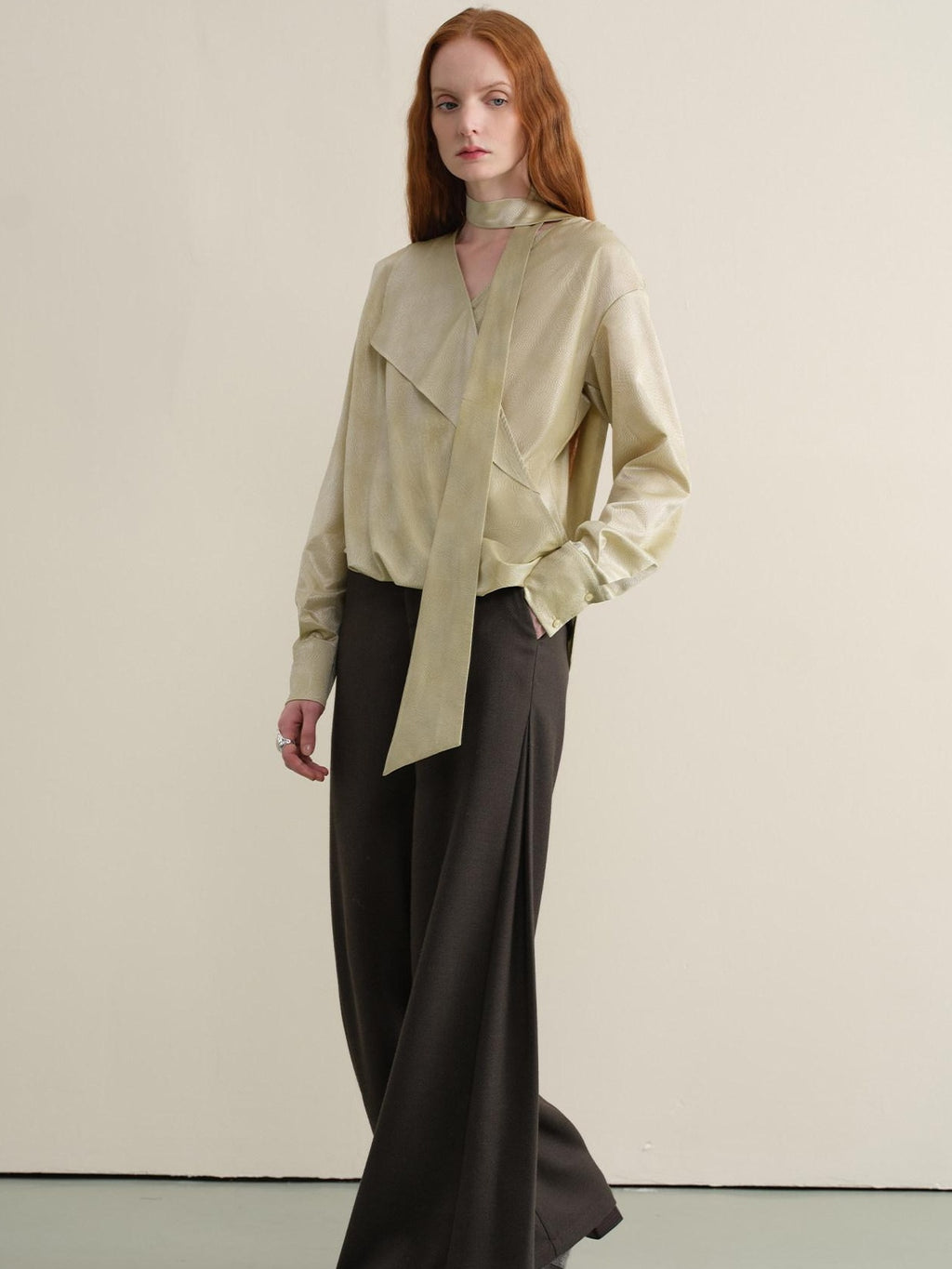 someonesometimes Breathable Casual Loose V-neck Tie Front Bell Sleeve Floral Cantaloupe Blouses
