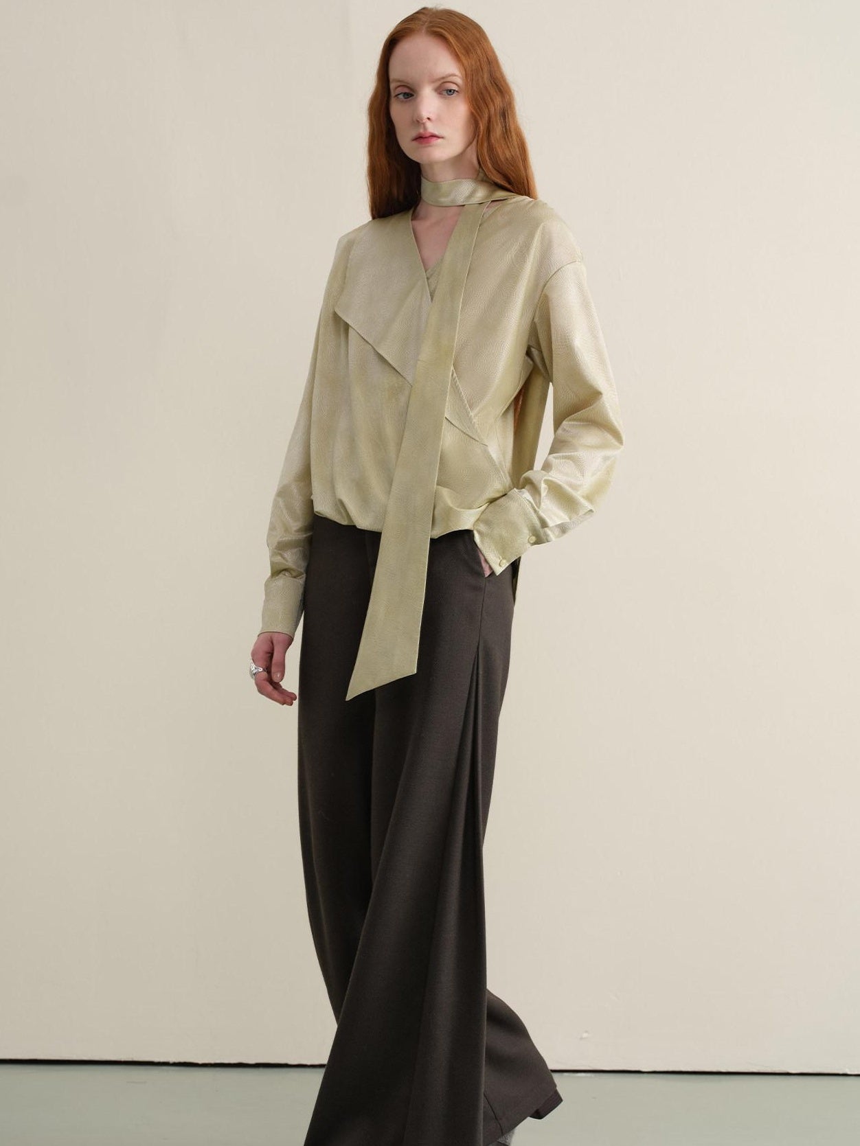 someonesometimes Breathable Casual Loose V-neck Tie Front Bell Sleeve Floral Cantaloupe Blouses