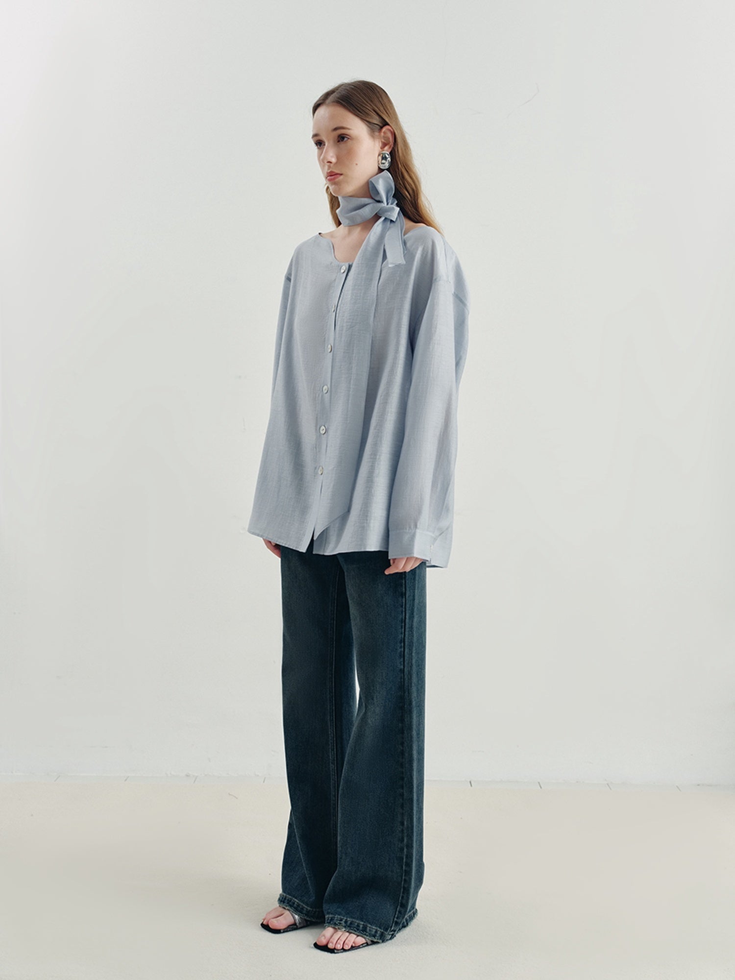 someonesometimes Breathable Lyocell Minimal Commuter Relaxed V-neck Button Tie Women Blouses
